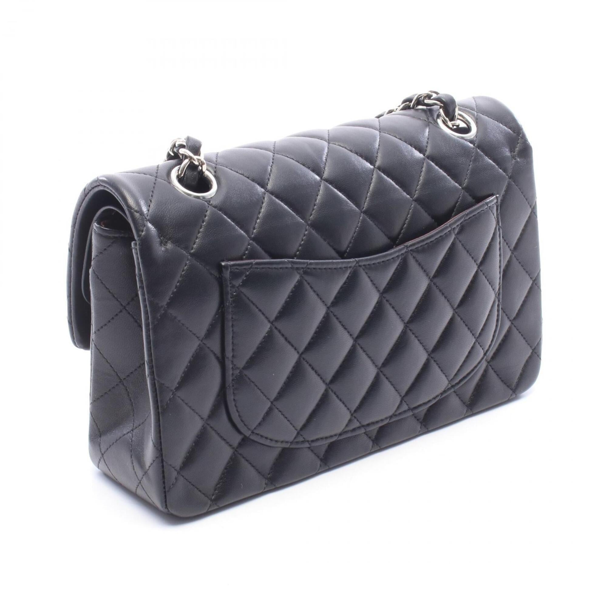 Chanel Black Leather Handbag Shoulder Bag (Pre-Owned)