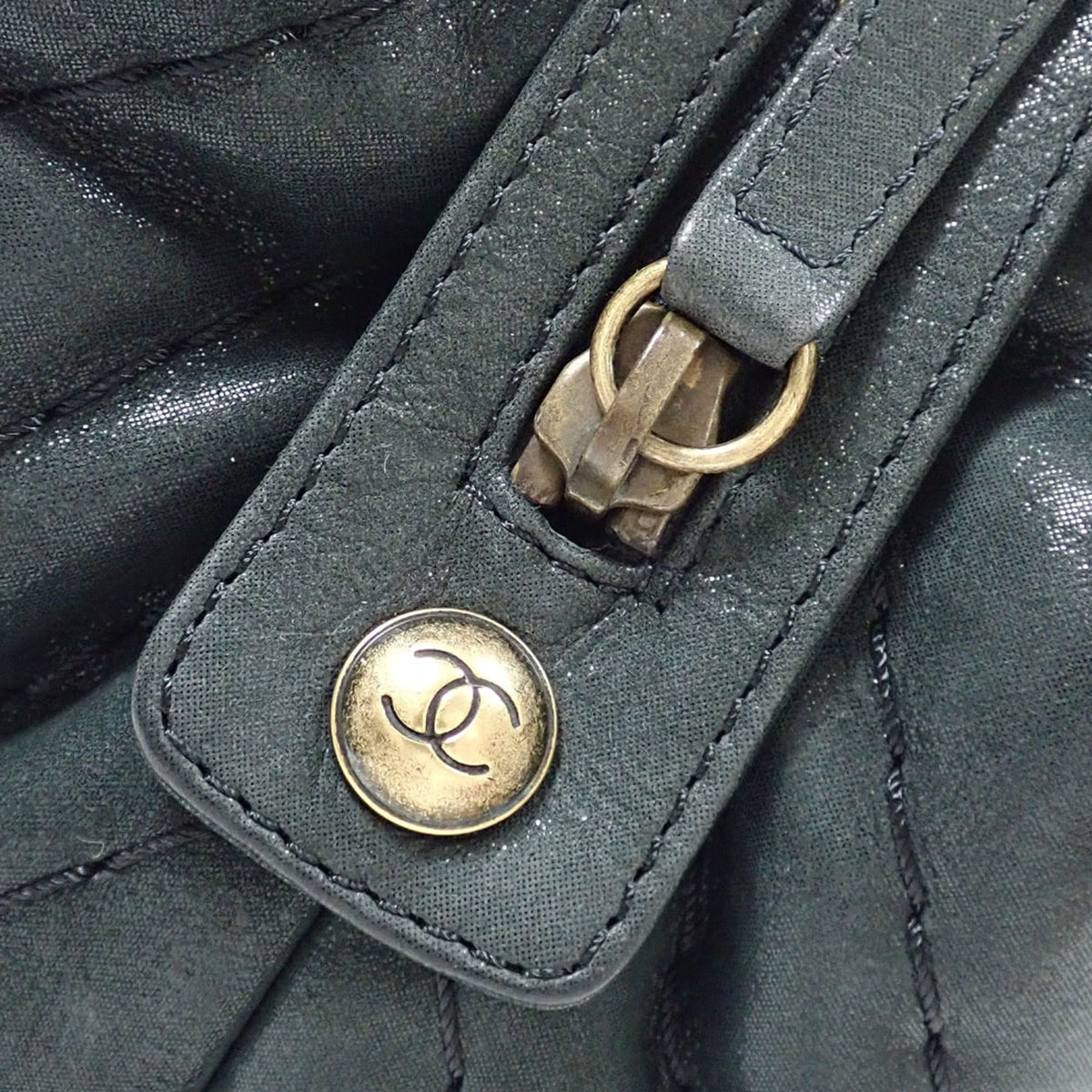 Chanel Black Leather Tote Bag (Pre-Owned)