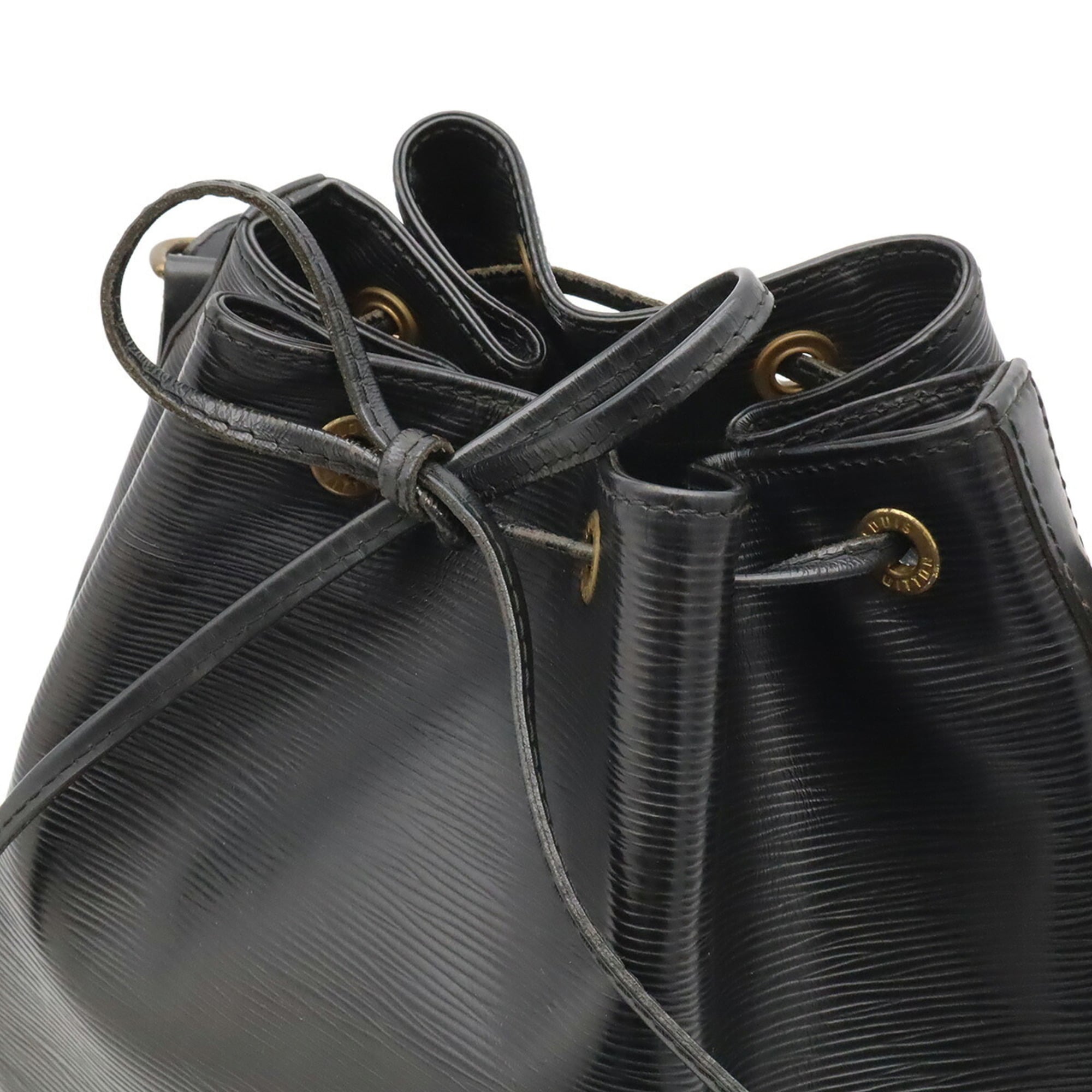 Louis Vuitton Black Galle Noir Epi Leather Shoulder Bag (Pre-Owned)