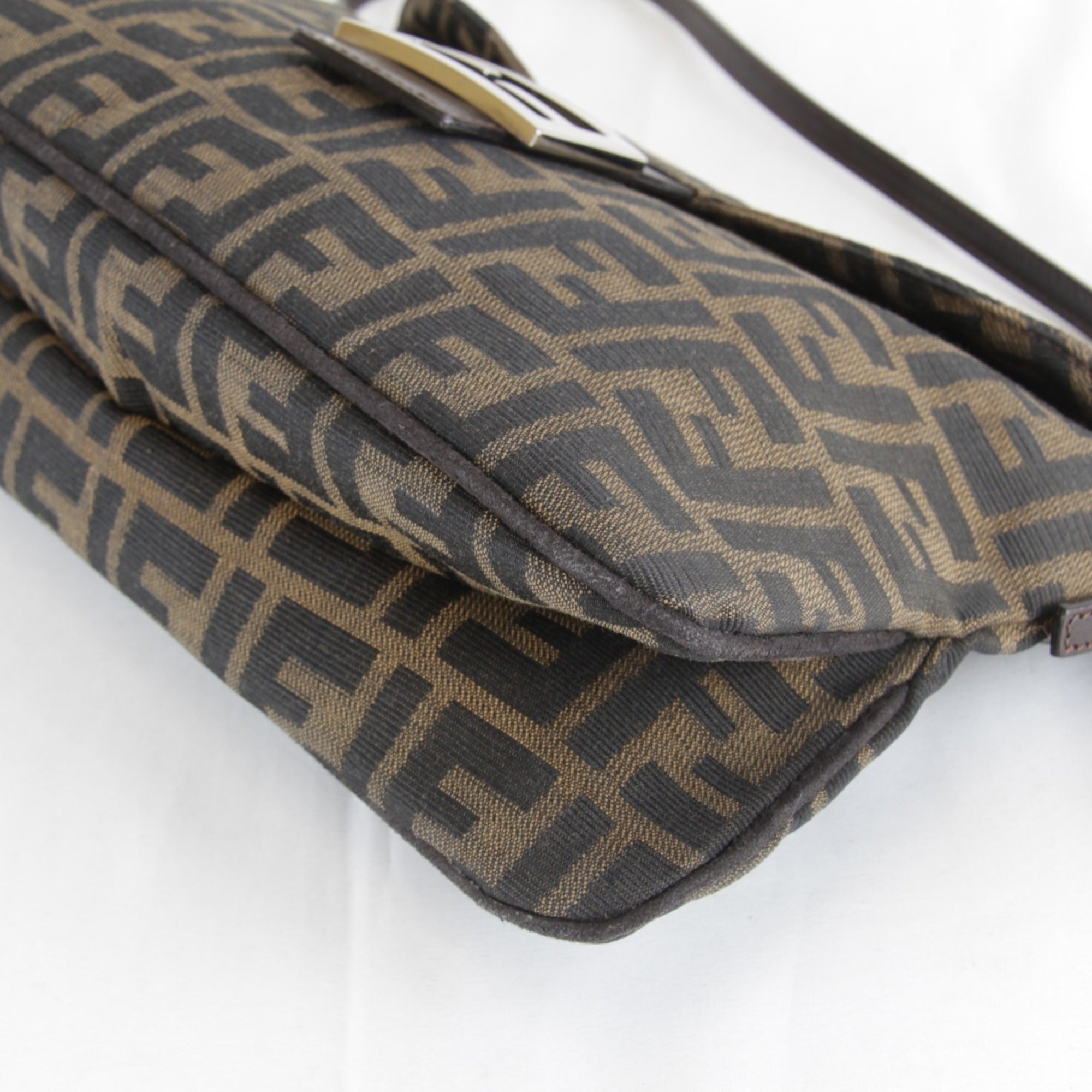 Fendi Brown Khaki Canvas Shoulder Bag (Pre-Owned)
