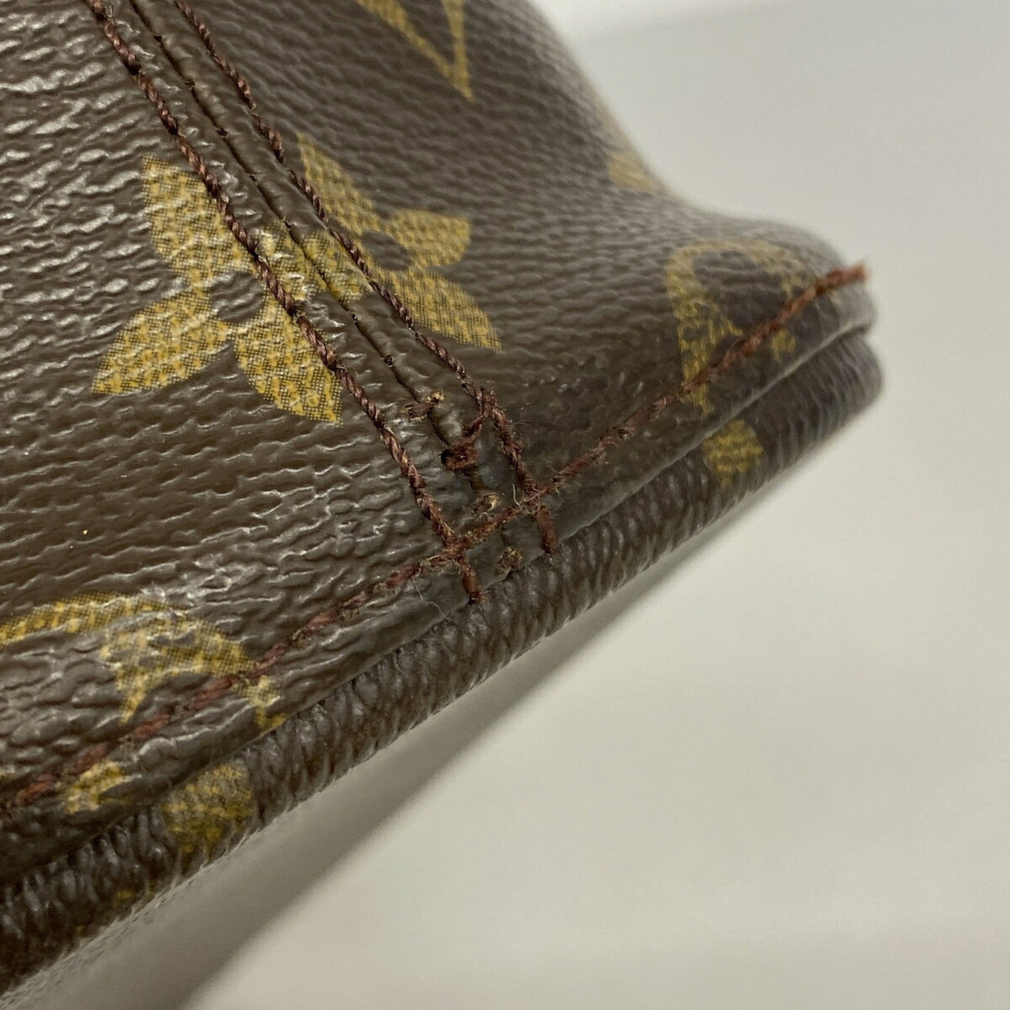 Louis Vuitton Brown Tote Bag (Pre-Owned)