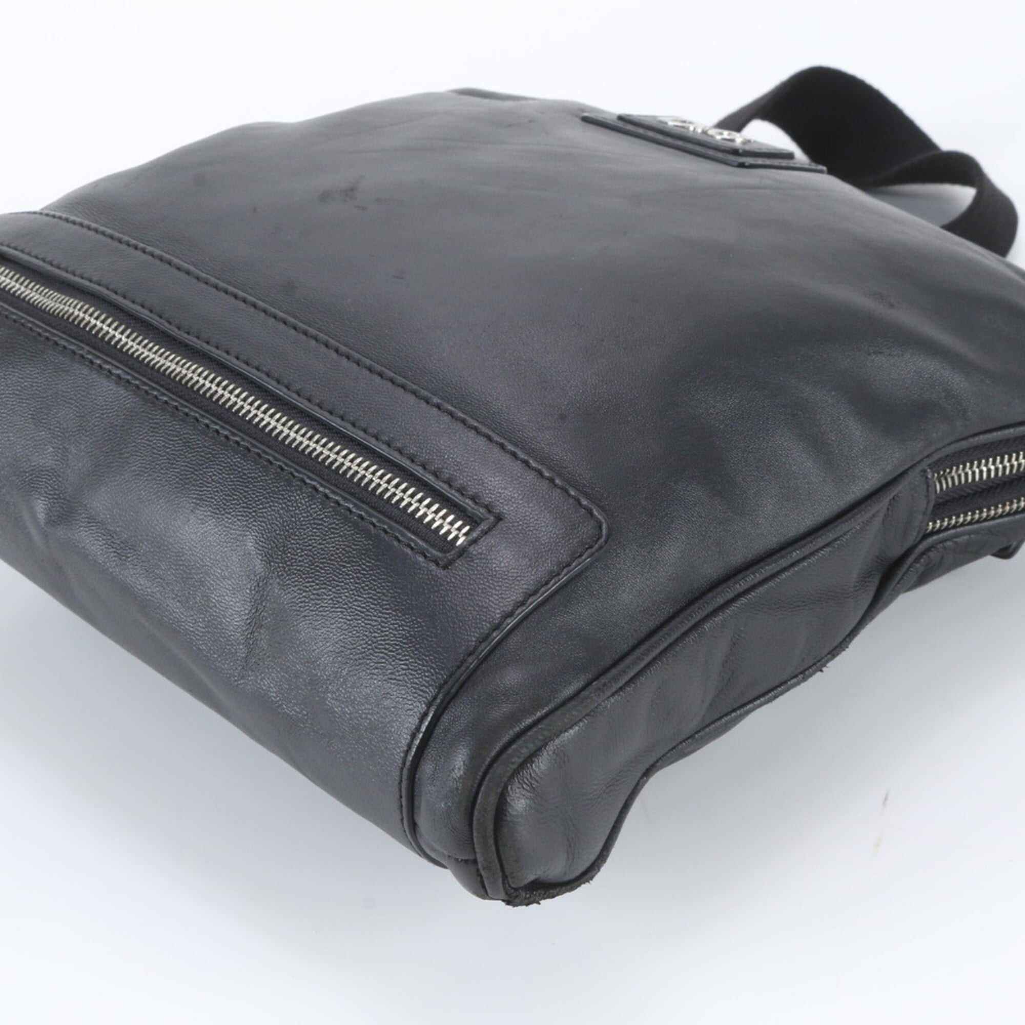 Dolce & Gabbana Black Leather Messenger Bag Shoulder Bag (Pre-Owned)