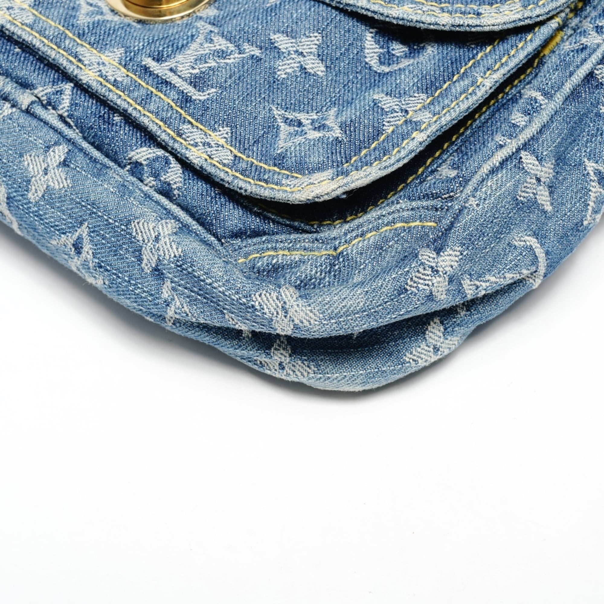 Louis Vuitton Monogram Denim Blue Denim Fanny Pack (Pre-Owned)