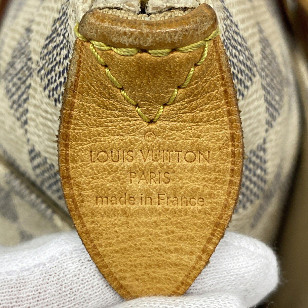 Louis Vuitton White Tote Bag (Pre-Owned)