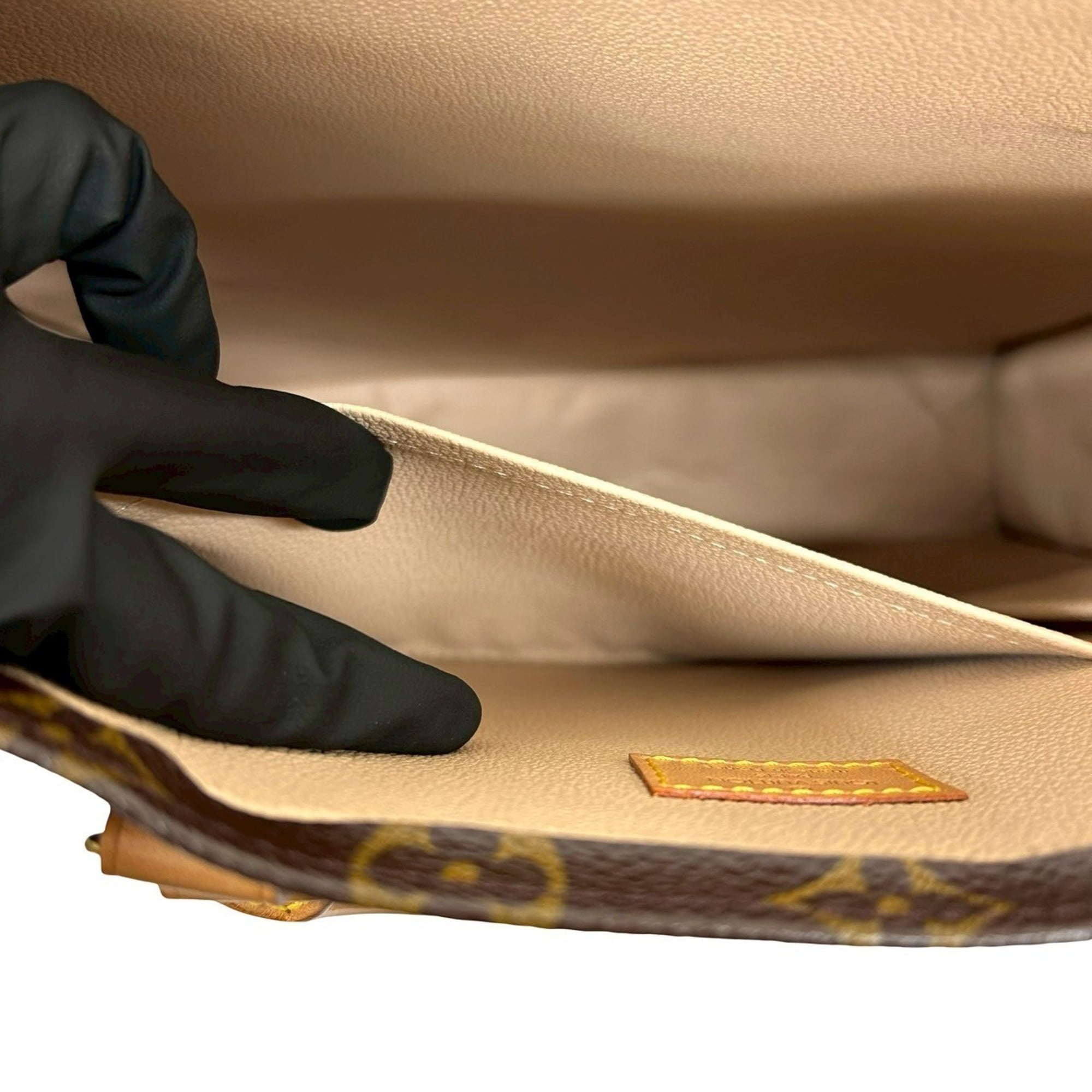 Louis Vuitton Brown Leather Pvc Handbag Tote Bag (Pre-Owned)