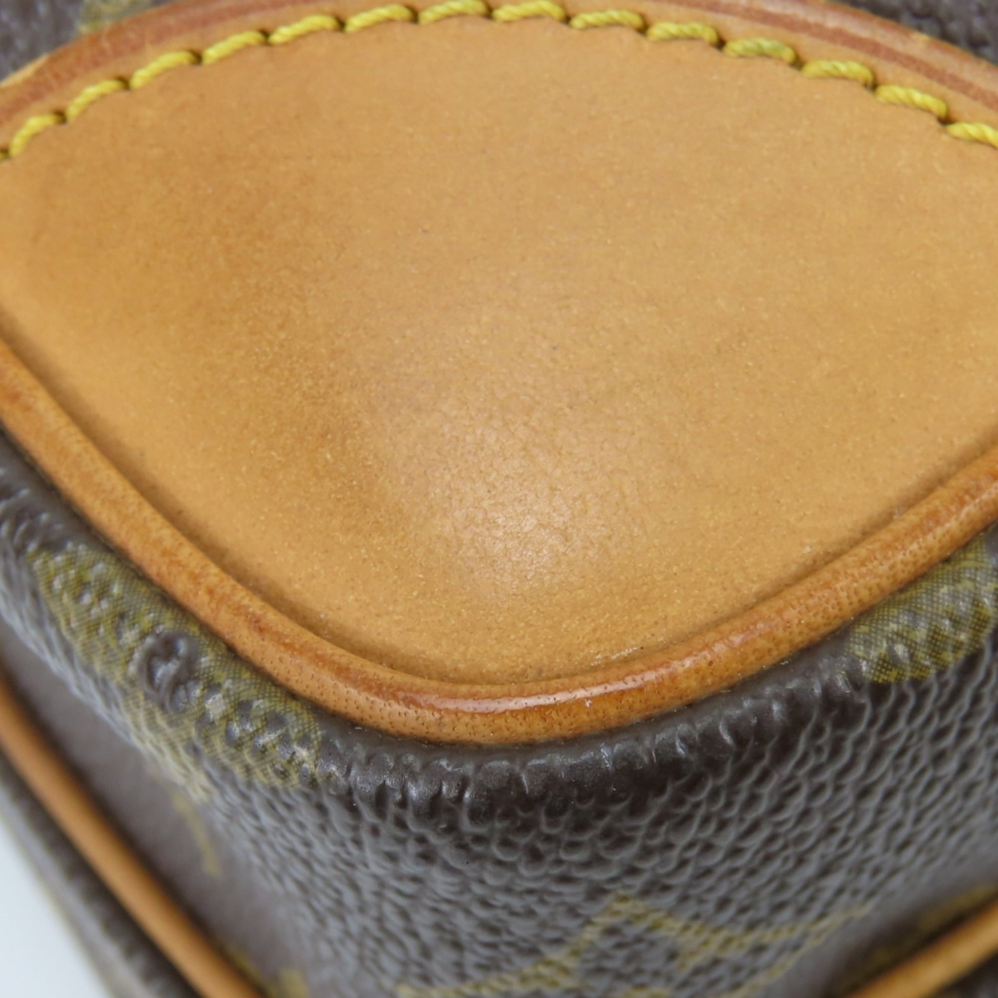Louis Vuitton Brown Galle Monogram Shoulder Bag (Pre-Owned)