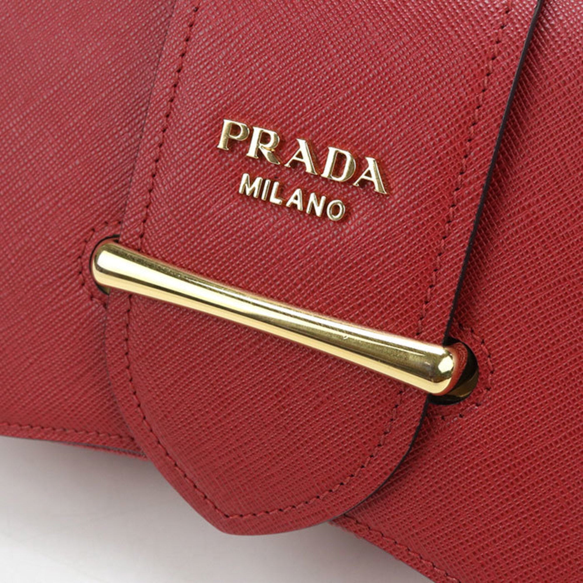 Prada Red Color Leather Shoulder Bag (Pre-Owned)