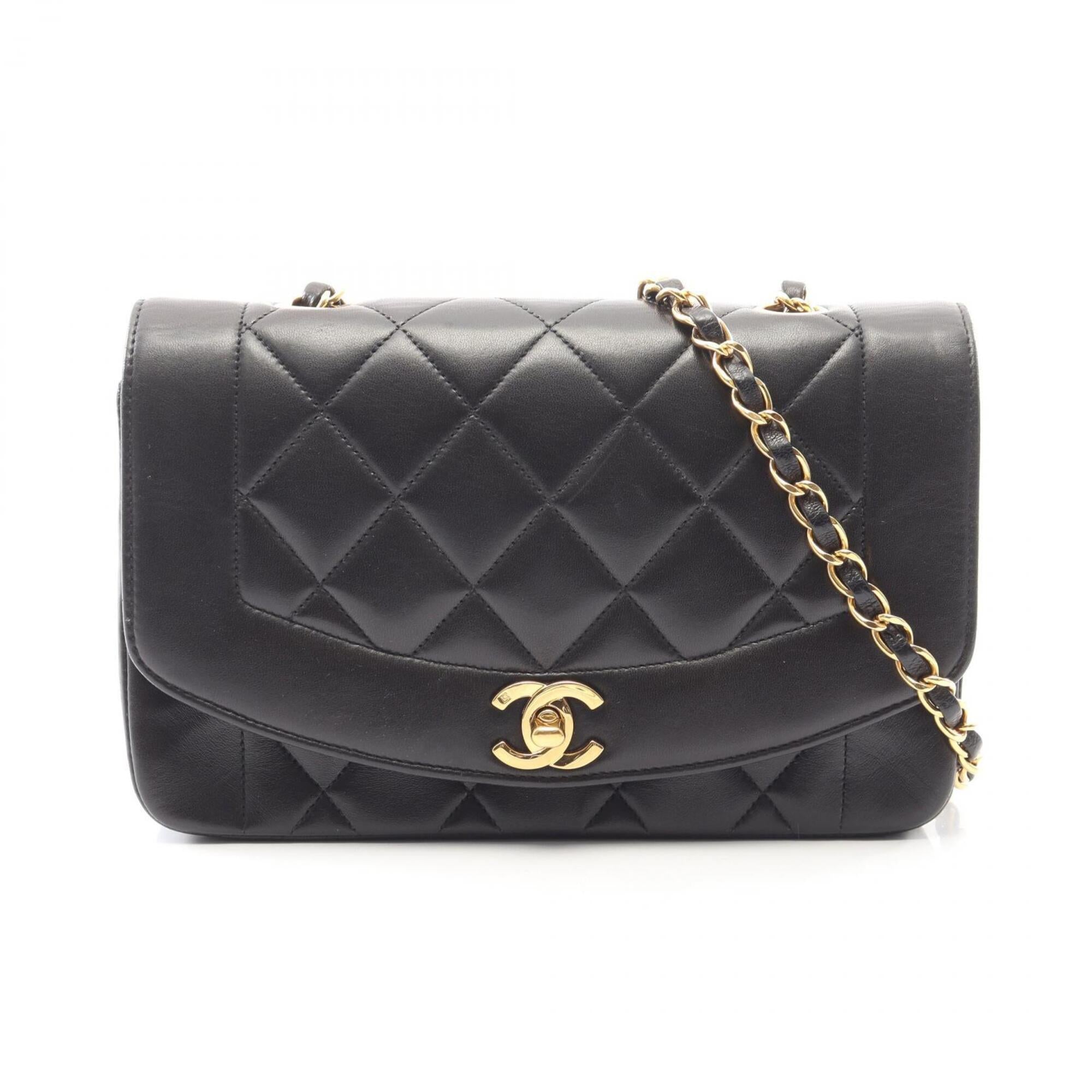 Chanel Matelasse Black Leather Handbag Shoulder Bag (Pre-Owned)