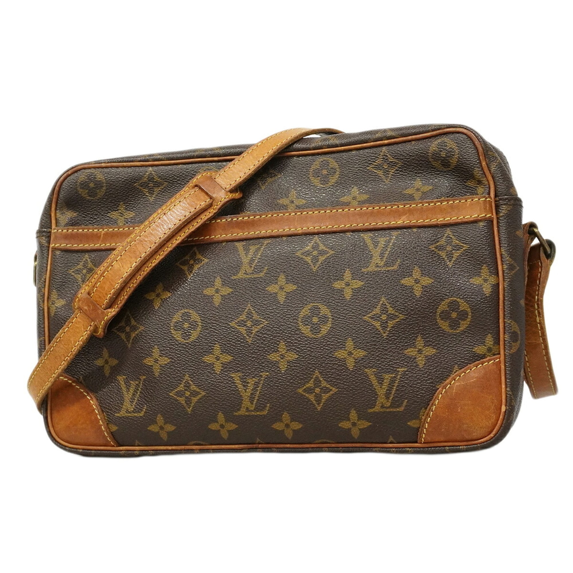Louis Vuitton Brown Shoulder Bag (Pre-Owned)