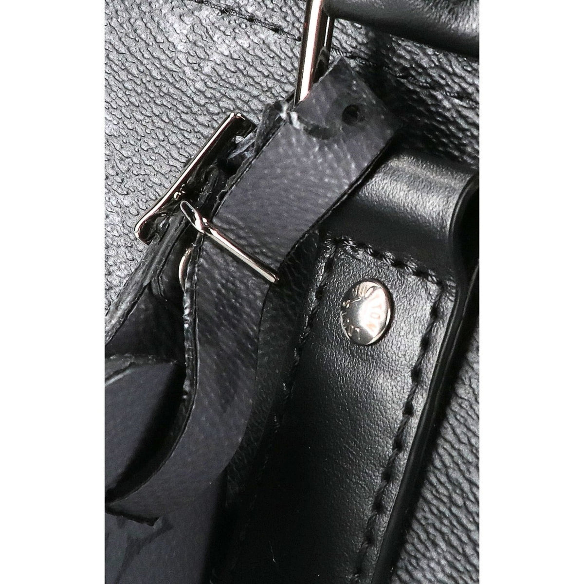 Louis Vuitton Monogram Eclipse Monogram Eclipse Handbag (Pre-Owned)