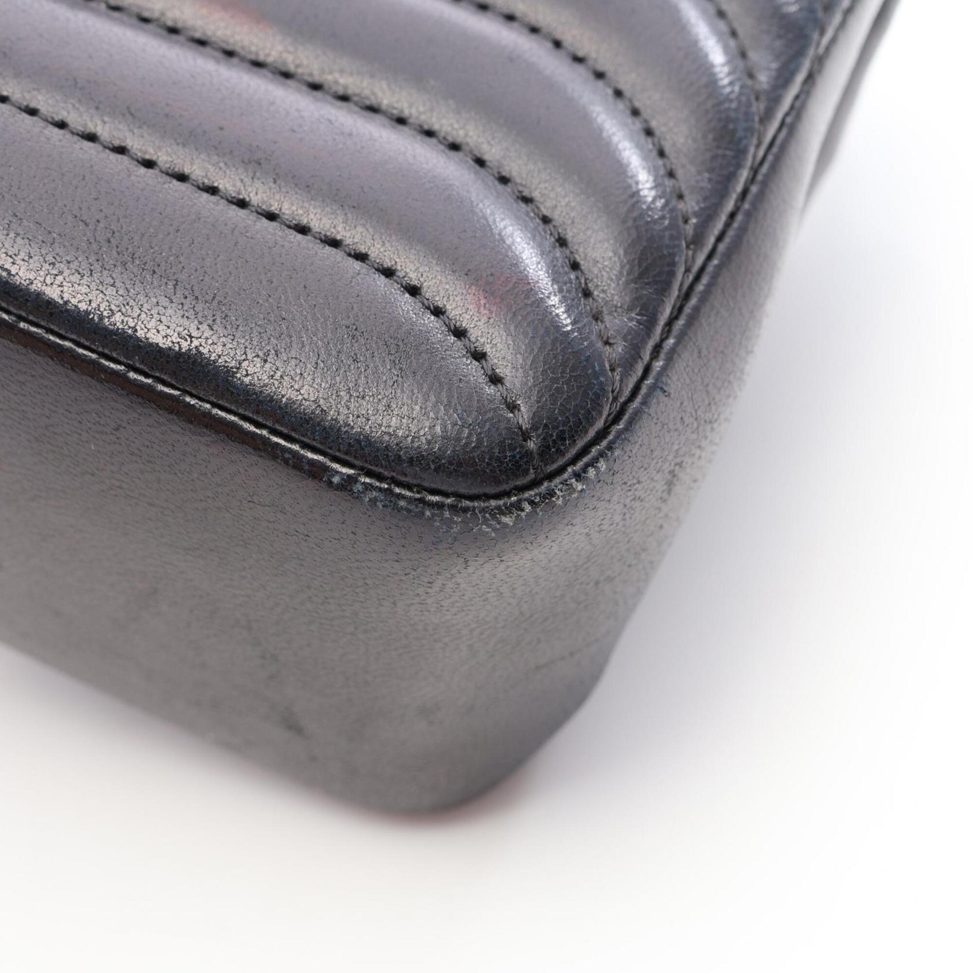 Chanel Black Leather Handbag Shoulder Bag (Pre-Owned)