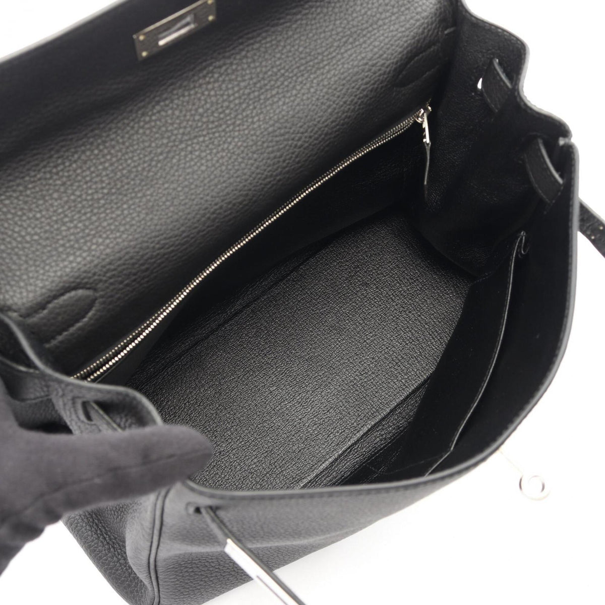 Hermes Black Togo Leather Leather Handbag (Pre-Owned)
