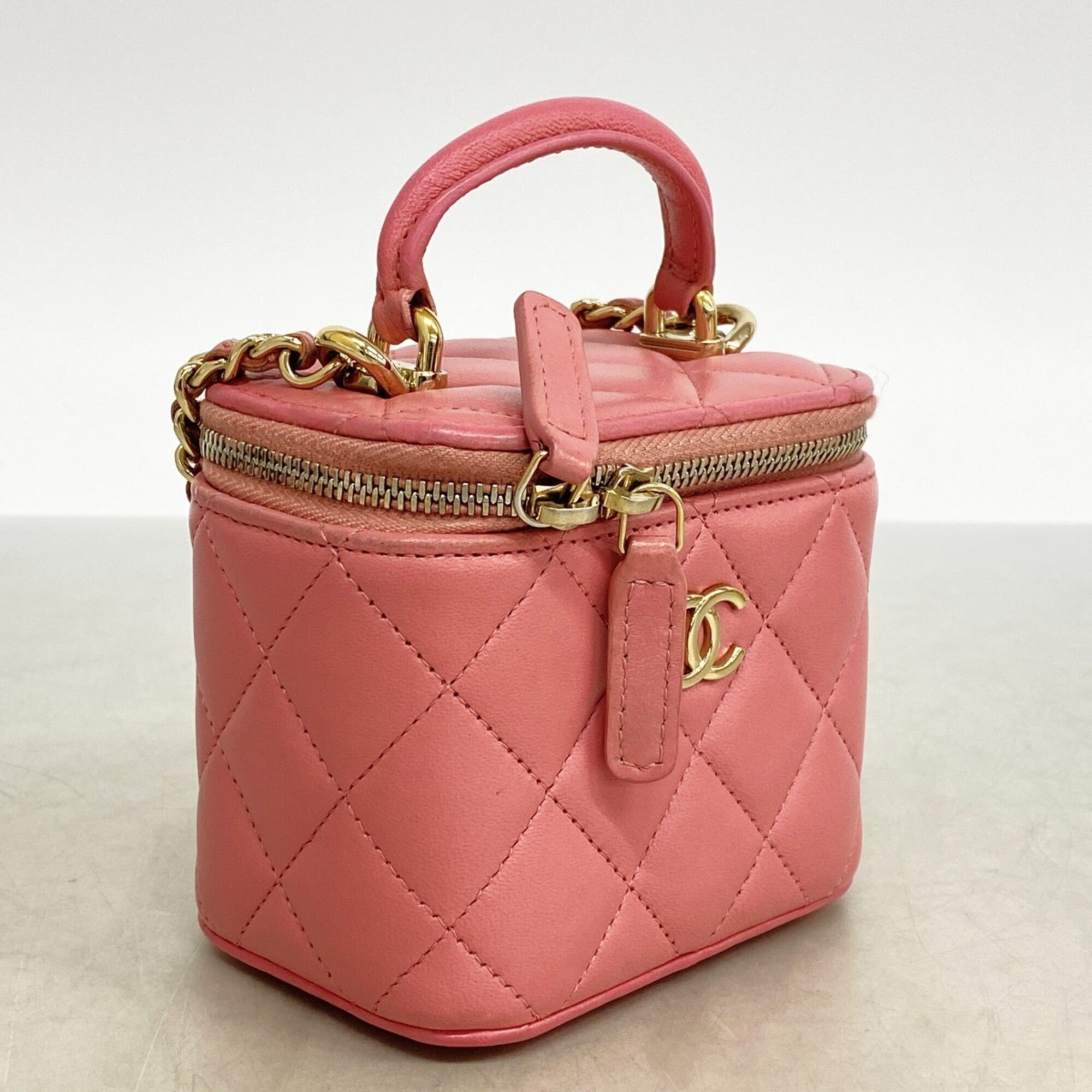 Chanel Pink Leather Vanity Bag (Pre-Owned)