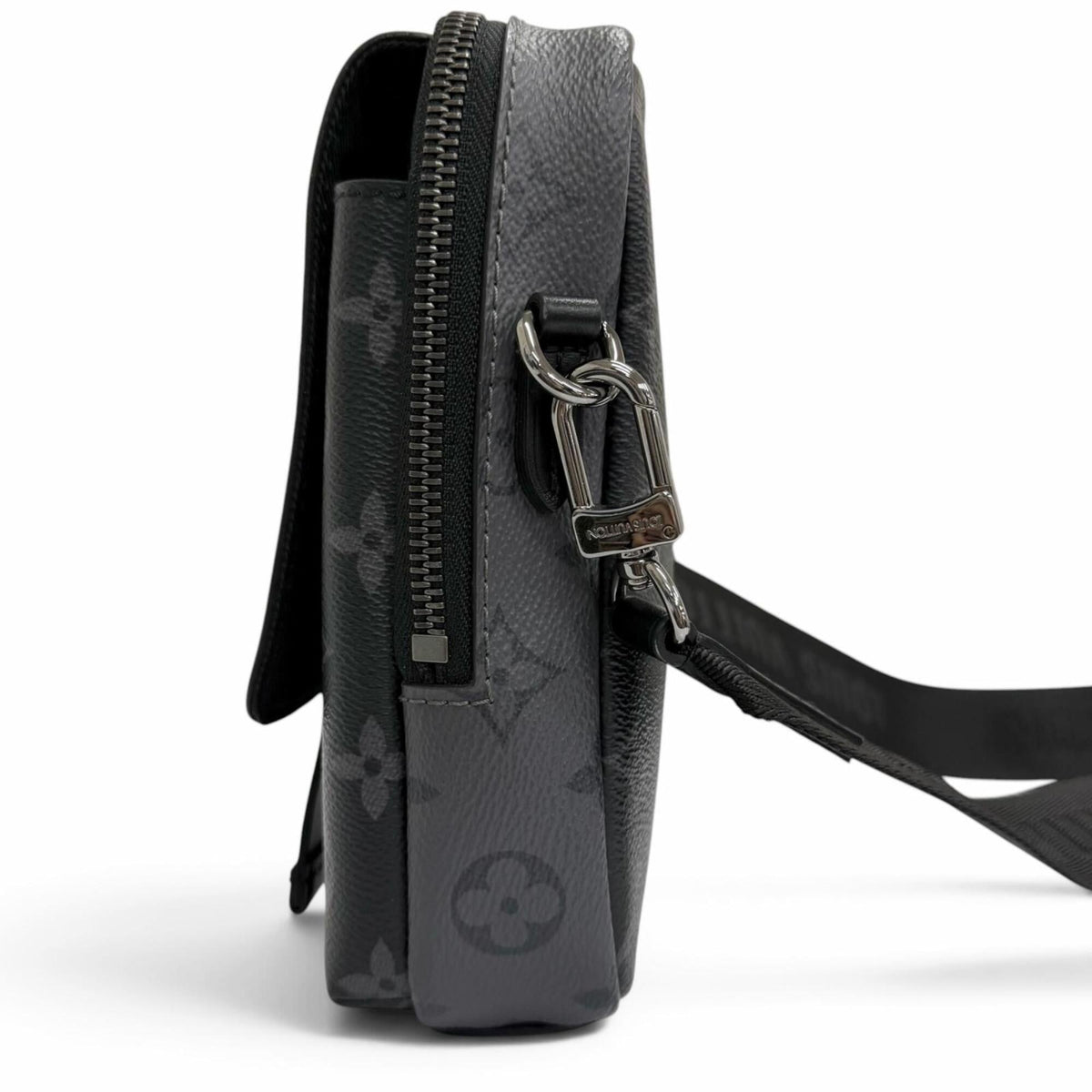 Louis Vuitton Black Monogram Eclipse Shoulder Bag (Pre-Owned)