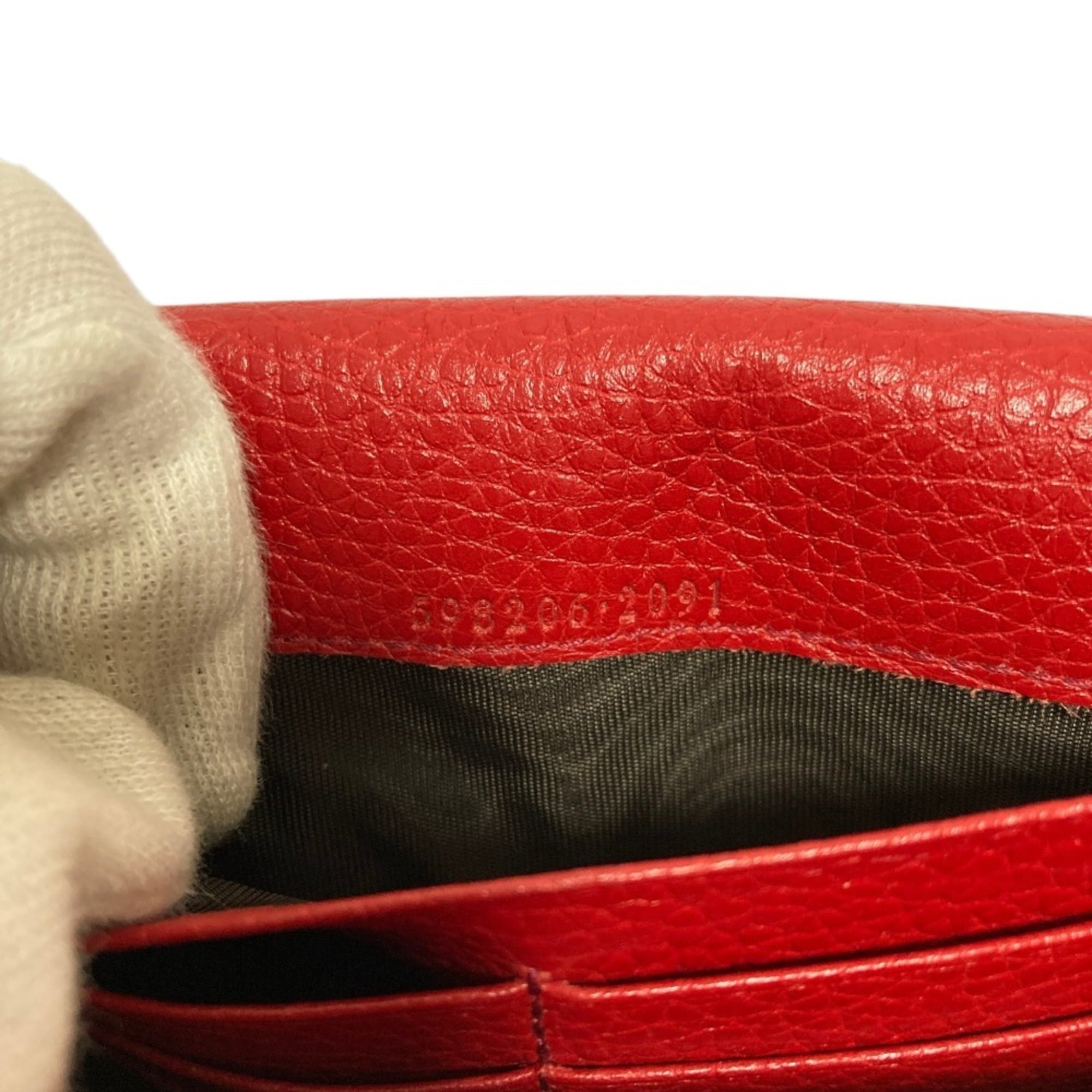 Gucci Red Color Leather Long Wallet (Bi-Fold) (Pre-Owned)