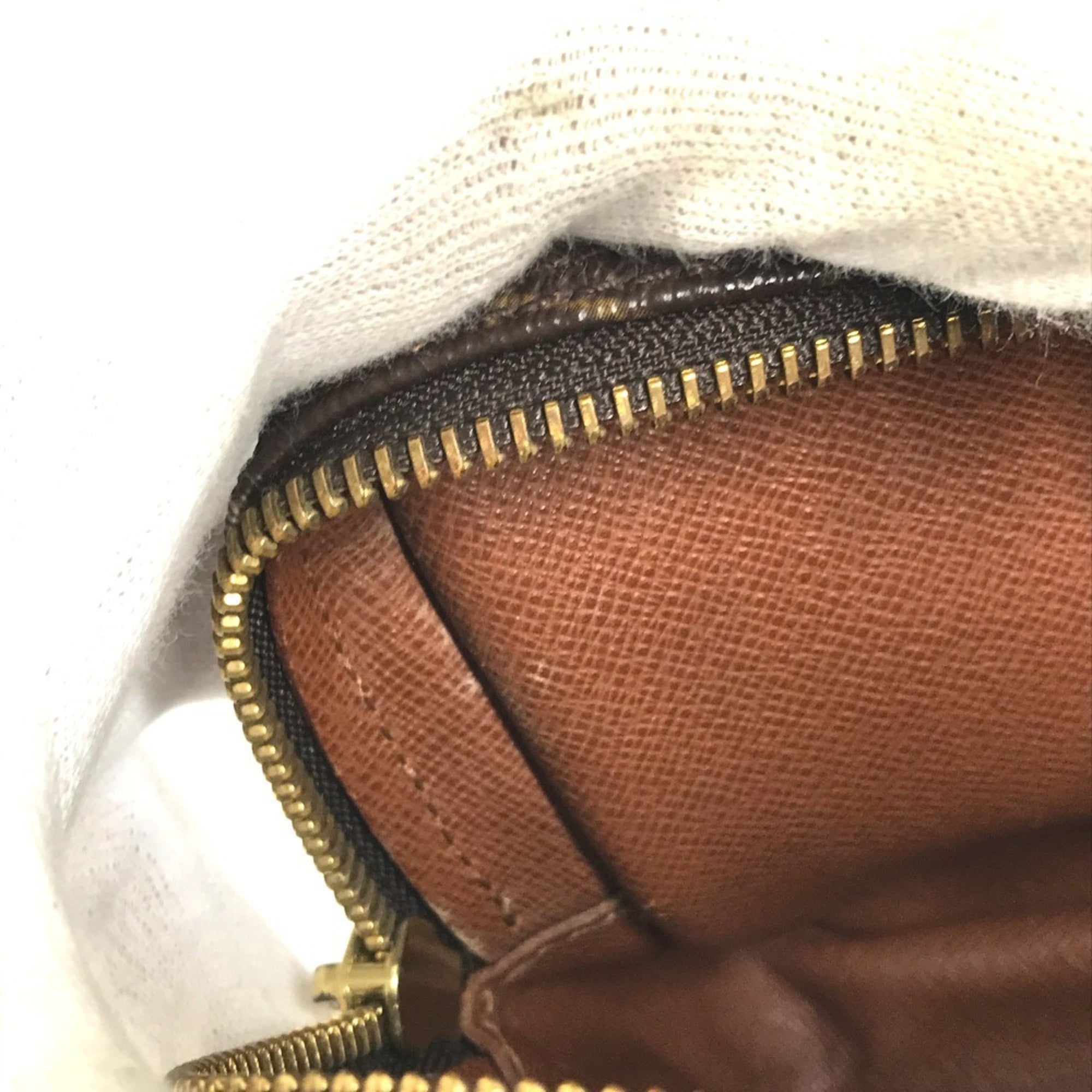 Louis Vuitton Monogram Brown Monogram Pochette Shoulder Bag (Pre-Owned)