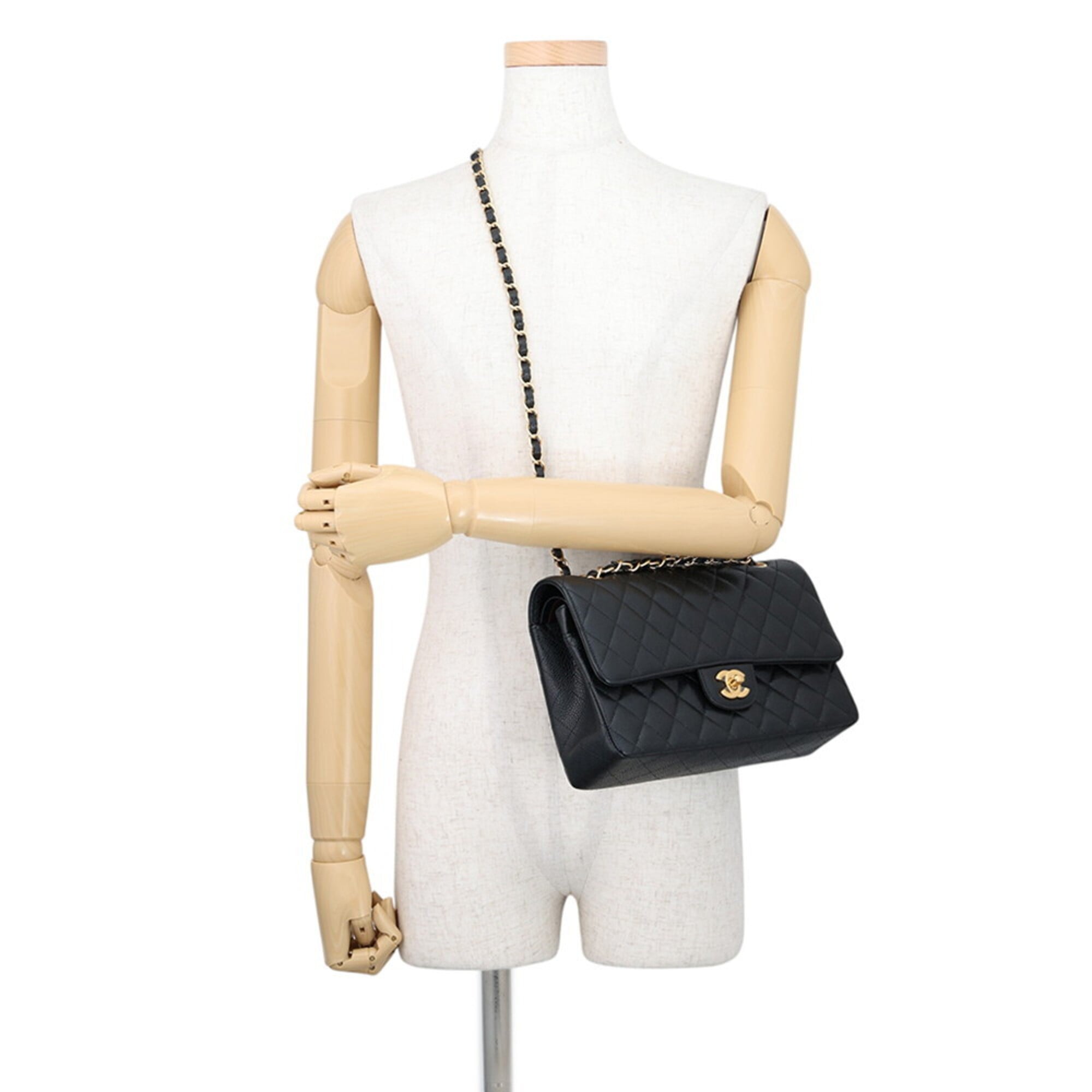 Chanel Black Grained Calfskin Handbag Shoulder Bag (Pre-Owned)
