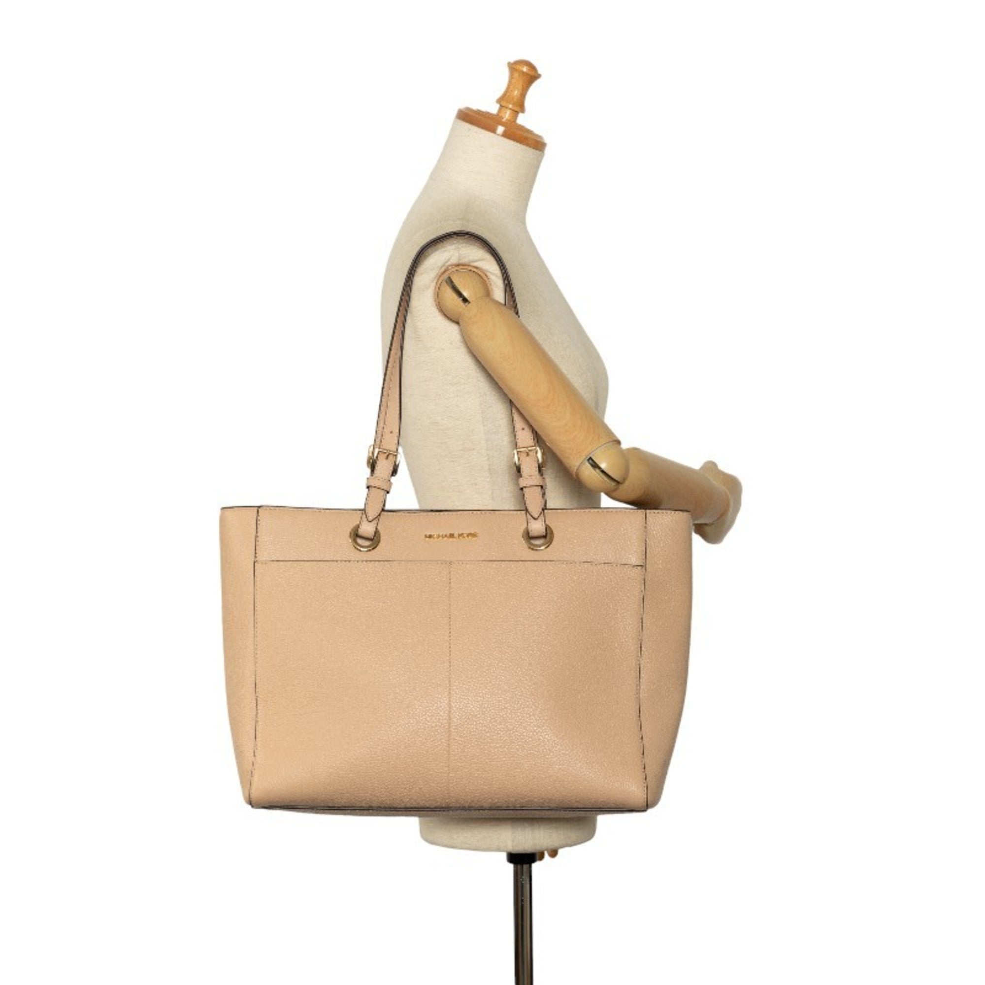 Michael Kors Beige Leather Shoulder Bag Tote Bag (Pre-Owned)