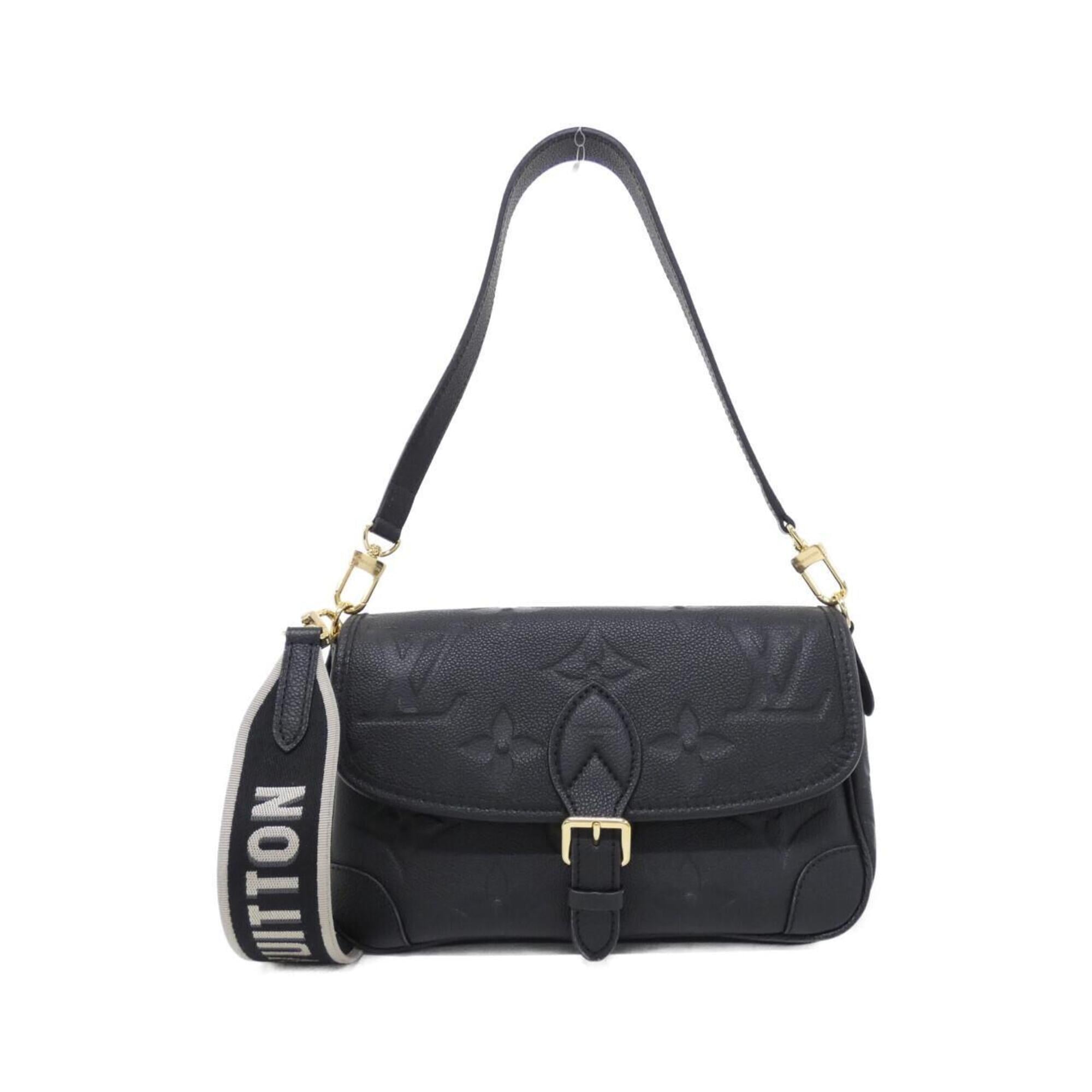 Louis Vuitton Black Leather Shoulder Bag (Pre-Owned)