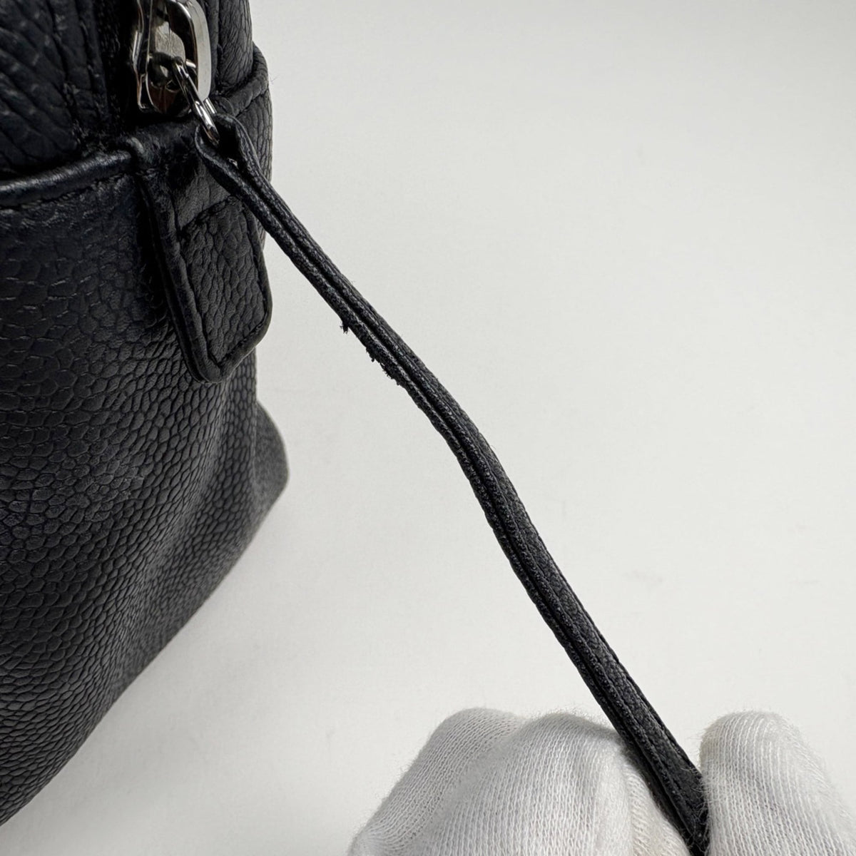 Chanel Chocolate Bar Black Grained Calfskin Handbag (Pre-Owned)