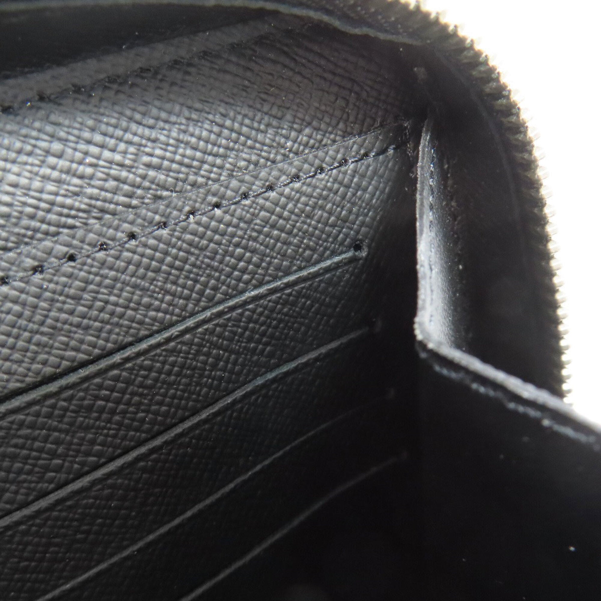 Louis Vuitton Black Monogram Eclipse Clutch Bag (Pre-Owned)