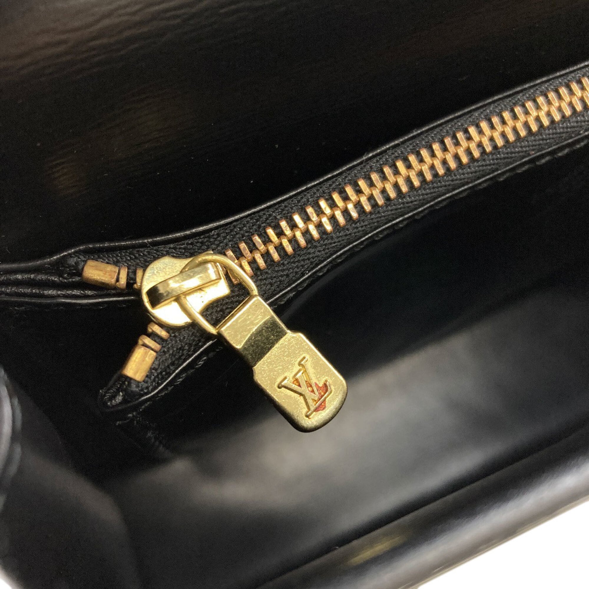 Louis Vuitton Noir Epi Leather Tote Bag (Pre-Owned)