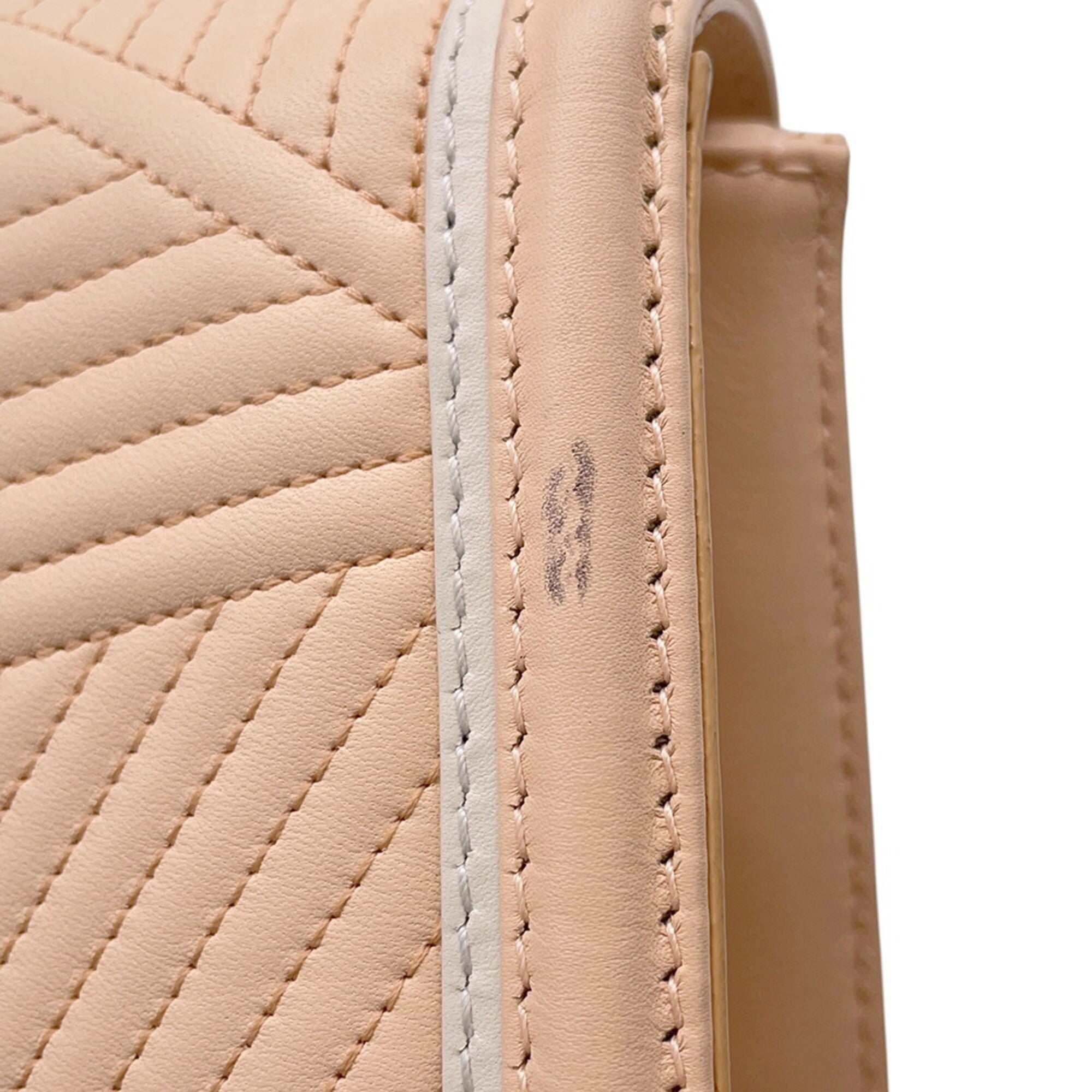 Bvlgari Light Pink Leather Handbag Shoulder Bag (Pre-Owned)