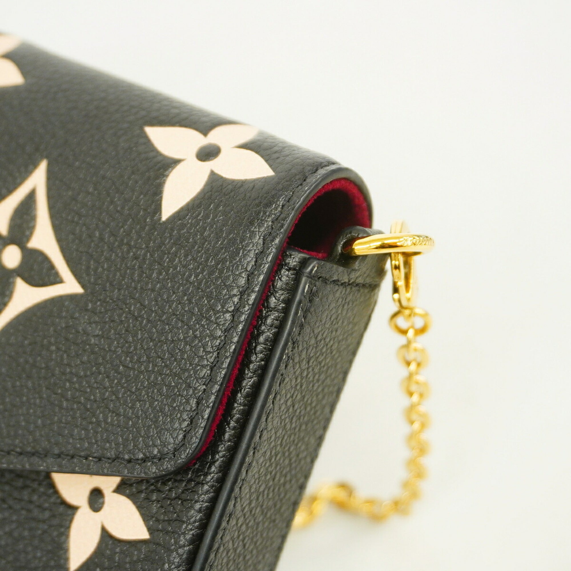 Louis Vuitton Beige Black Chain/Shoulder Wallet (Pre-Owned)