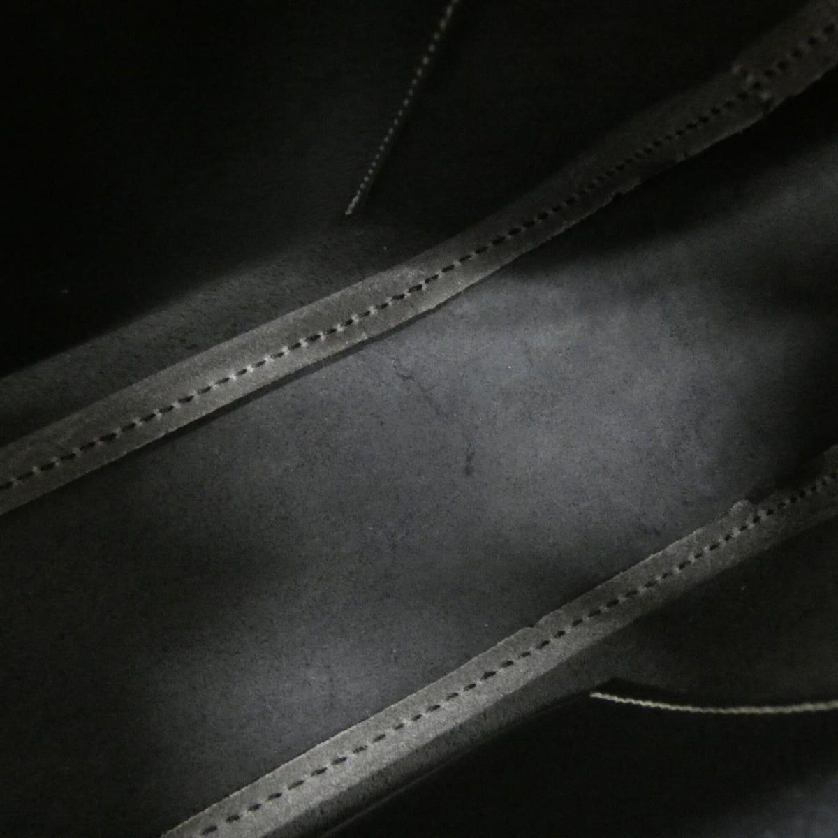 Hermes Black Lisse Leather Shoulder Bag (Pre-Owned)
