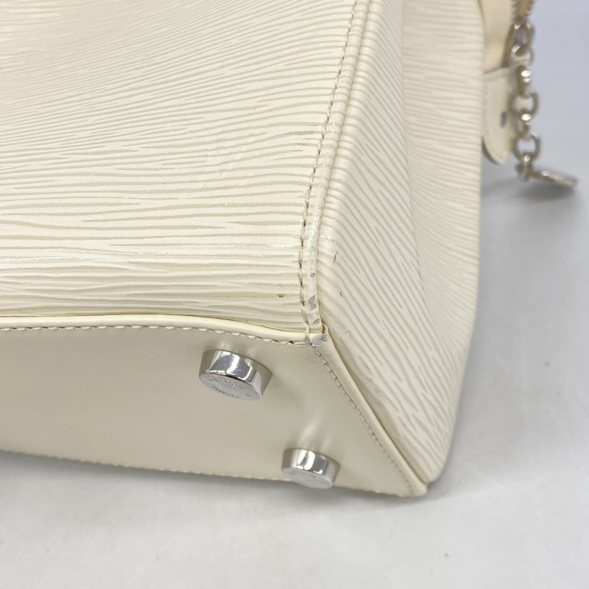 Louis Vuitton Lv Off White Handbag (Pre-Owned)