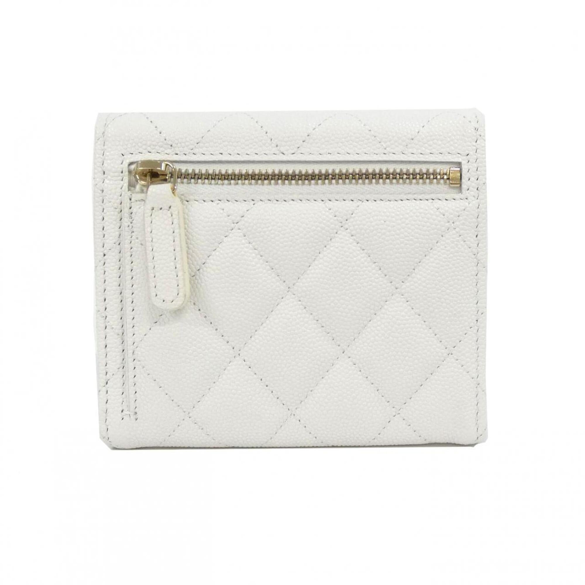 Chanel White Grained Calfskin Wallet (Tri-Fold) (Pre-Owned)