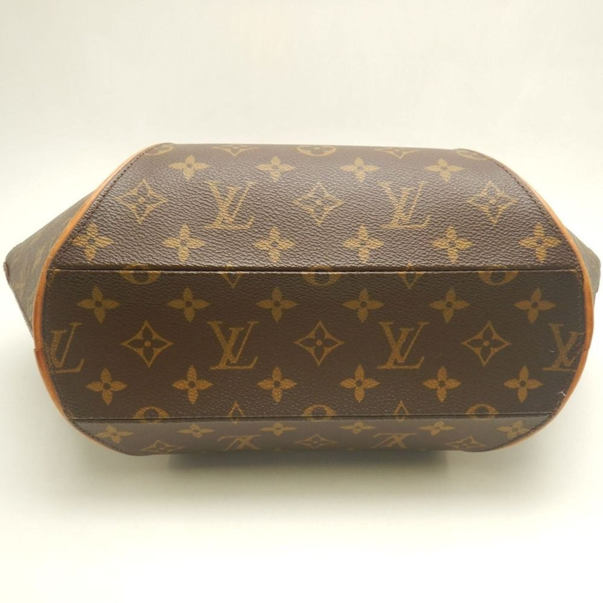 Louis Vuitton Brown Monogram Canvas Handbag (Pre-Owned)