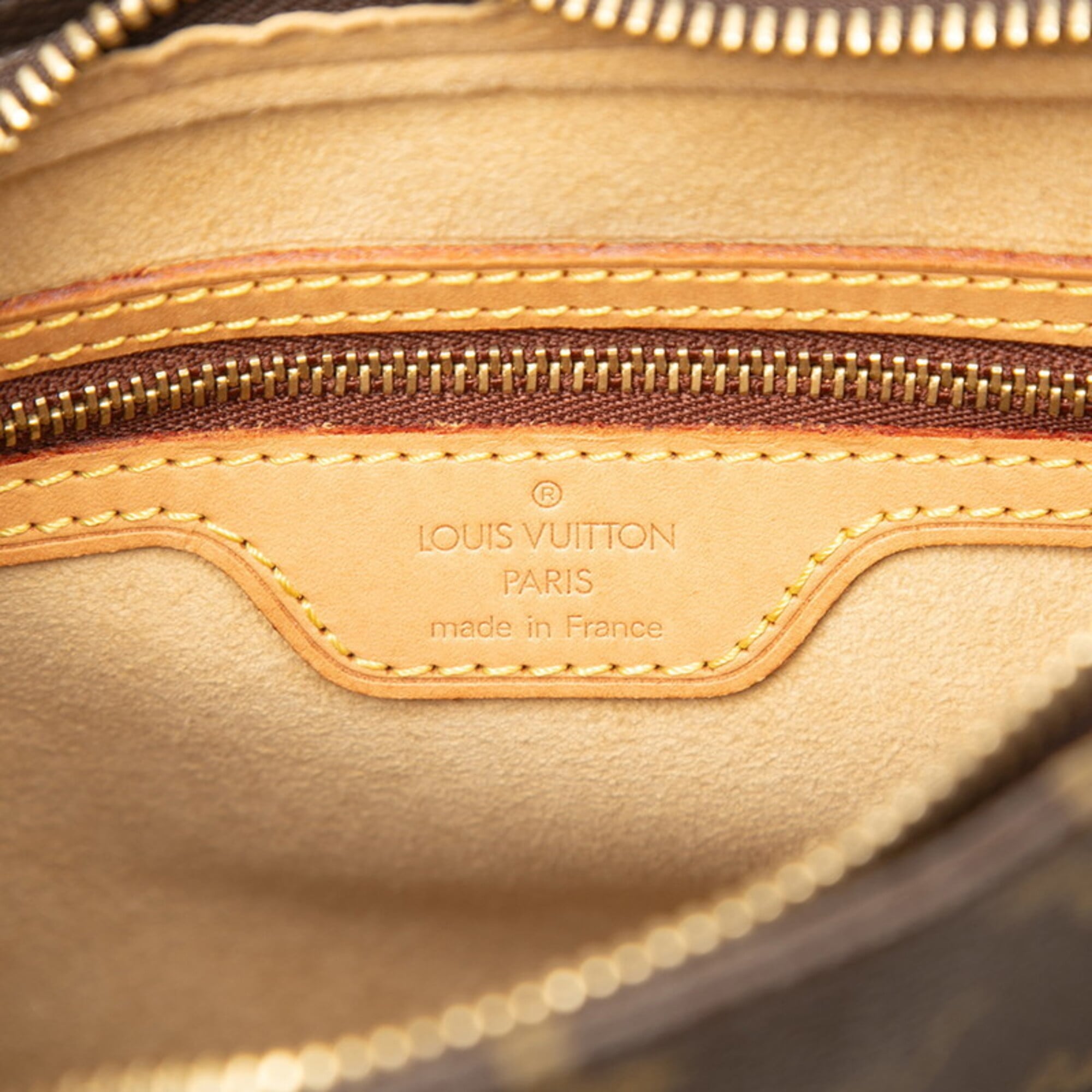 Louis Vuitton Brown Pvc Leather Handbag Shoulder Bag (Pre-Owned)