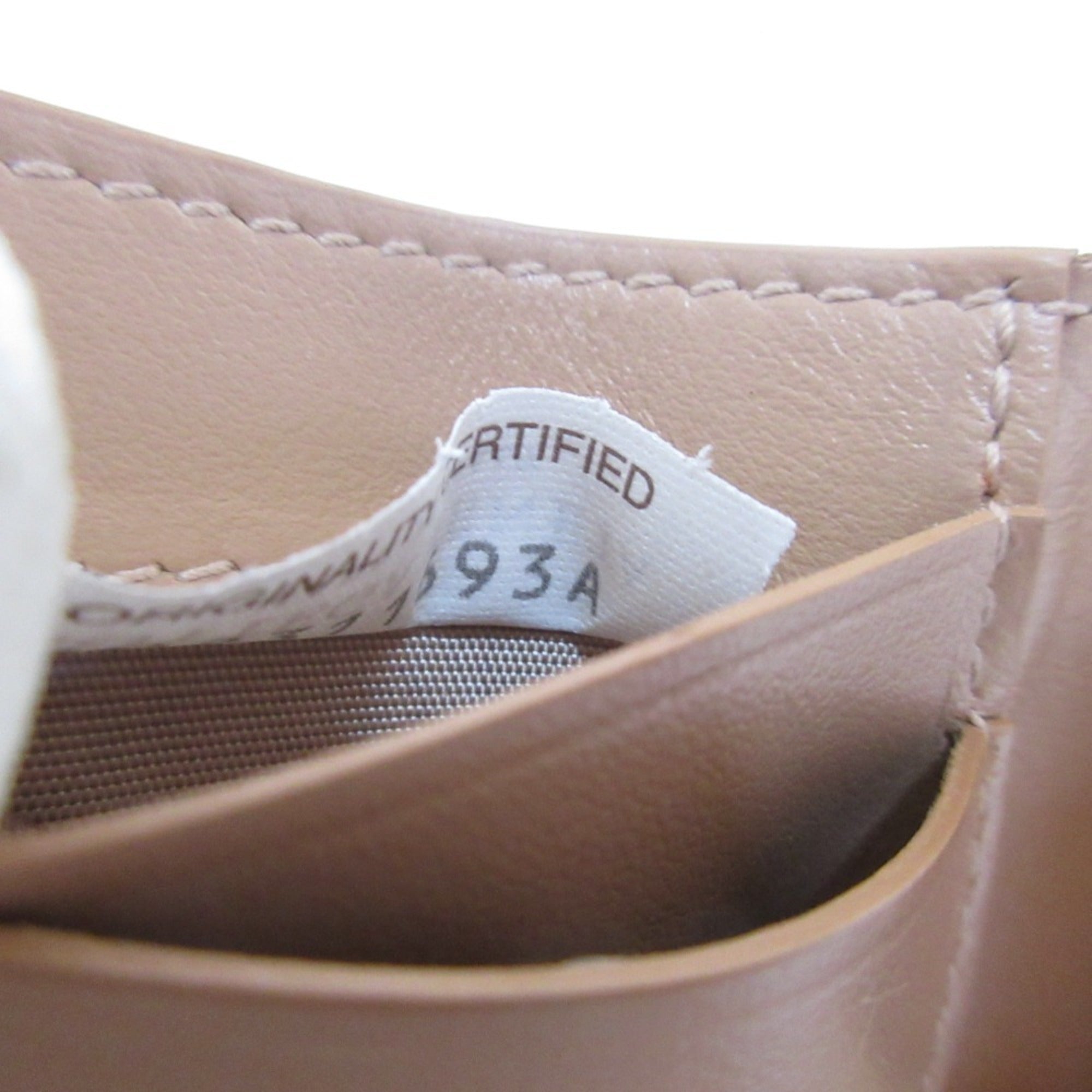 Bottega Veneta Beige Leather Wallet (Tri-Fold) (Pre-Owned)
