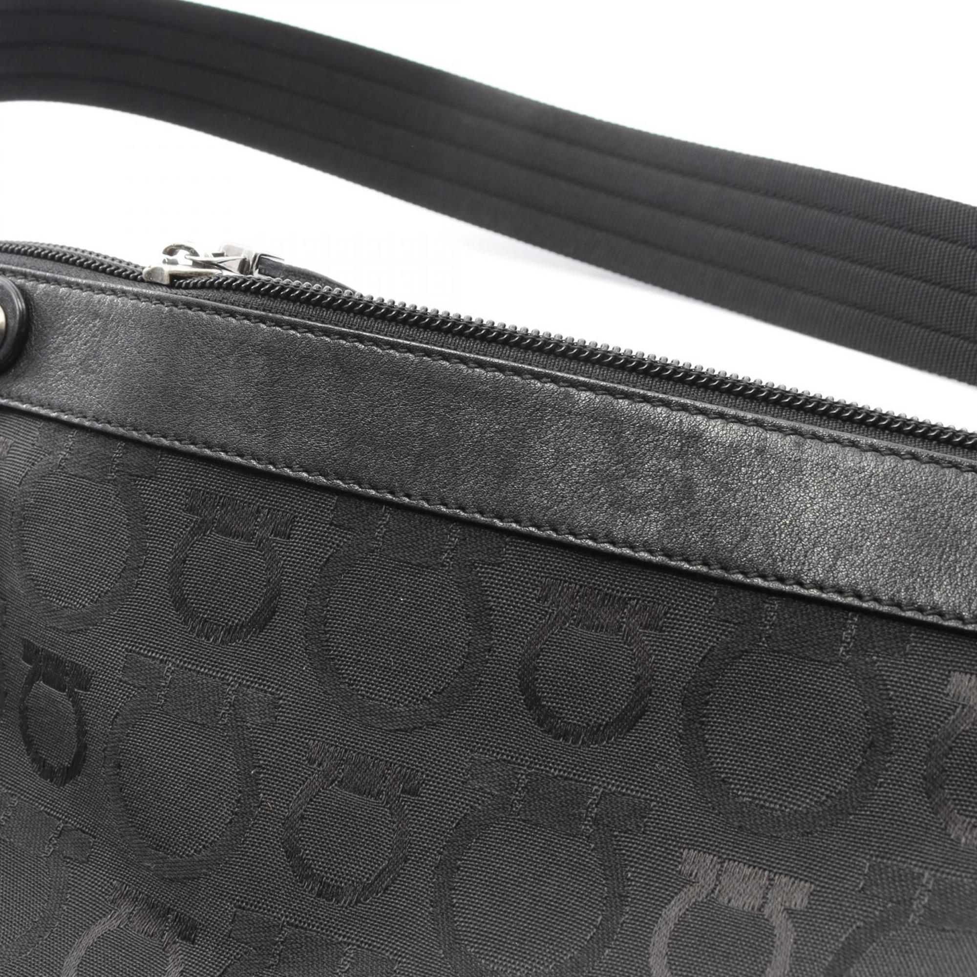 Salvatore Ferragamo Black Canvas Leather Handbag Shoulder Bag (Pre-Owned)