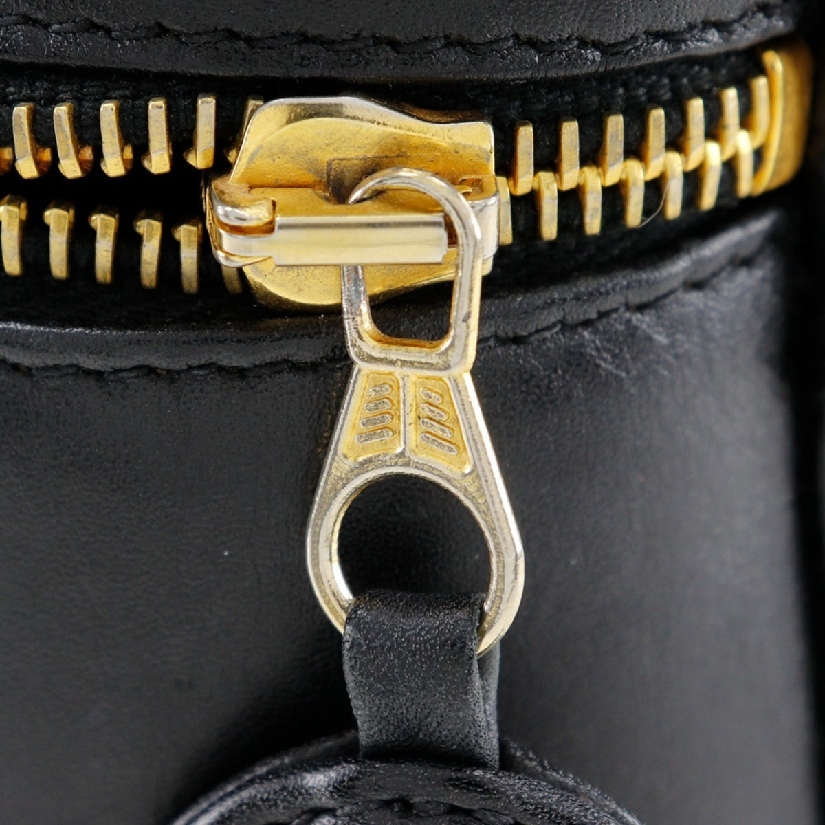 Chanel Black Leather Handbag Pouch (Pre-Owned)