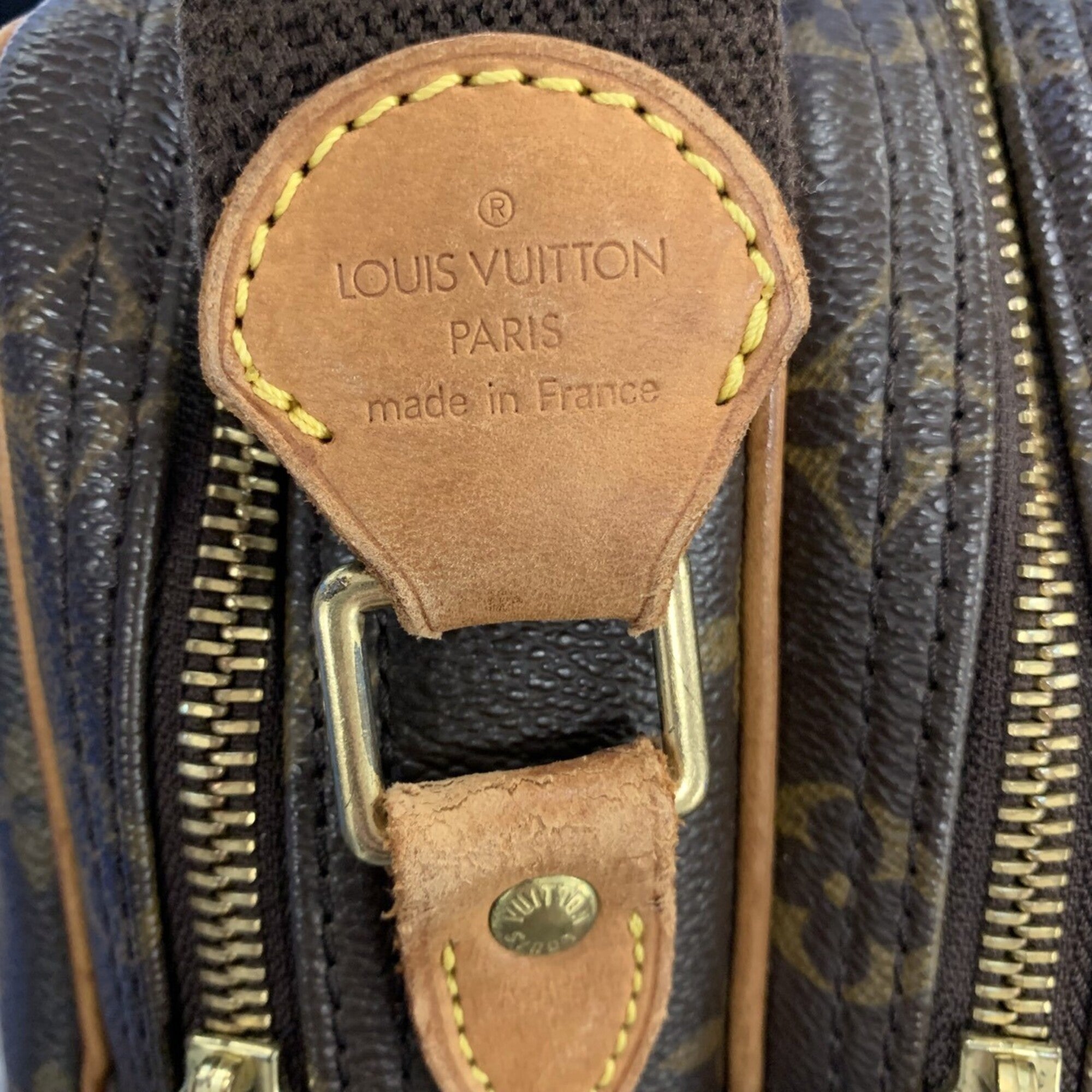 Louis Vuitton Brown Monogram Monogram Shoulder Bag (Pre-Owned)