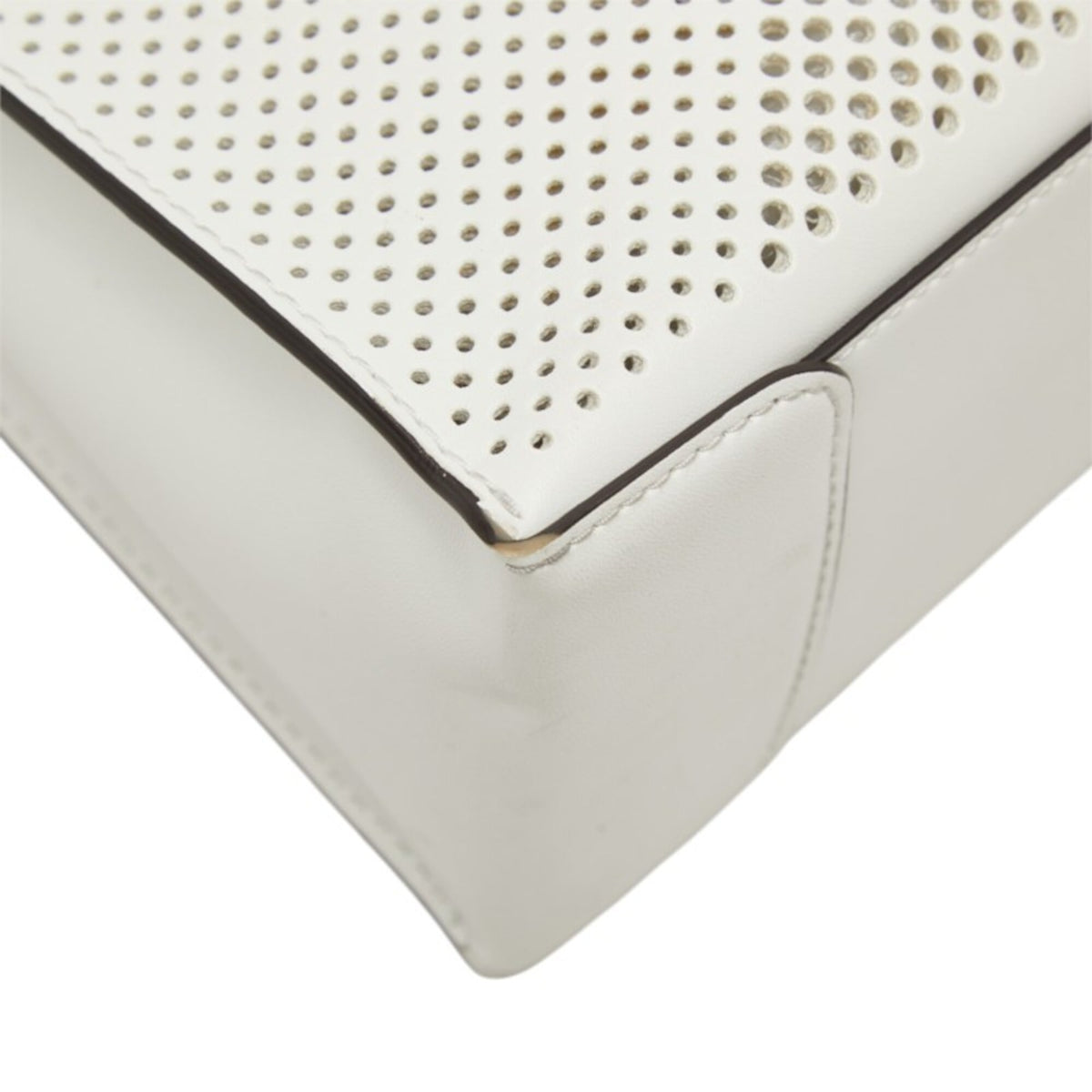 Michael Kors White Leather Handbag Shoulder Bag (Pre-Owned)
