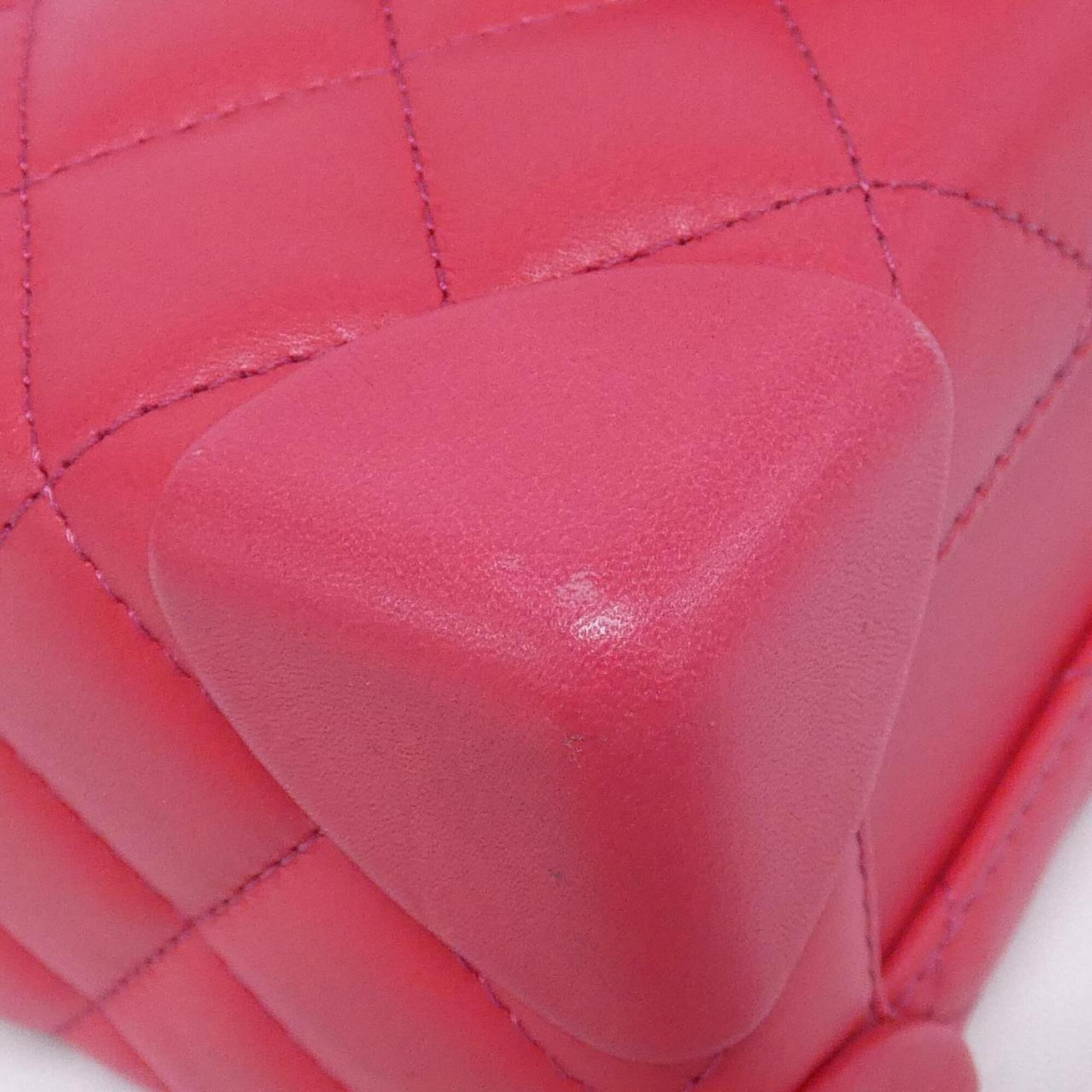 Chanel Pink Leather Shoulder Bag (Pre-Owned)