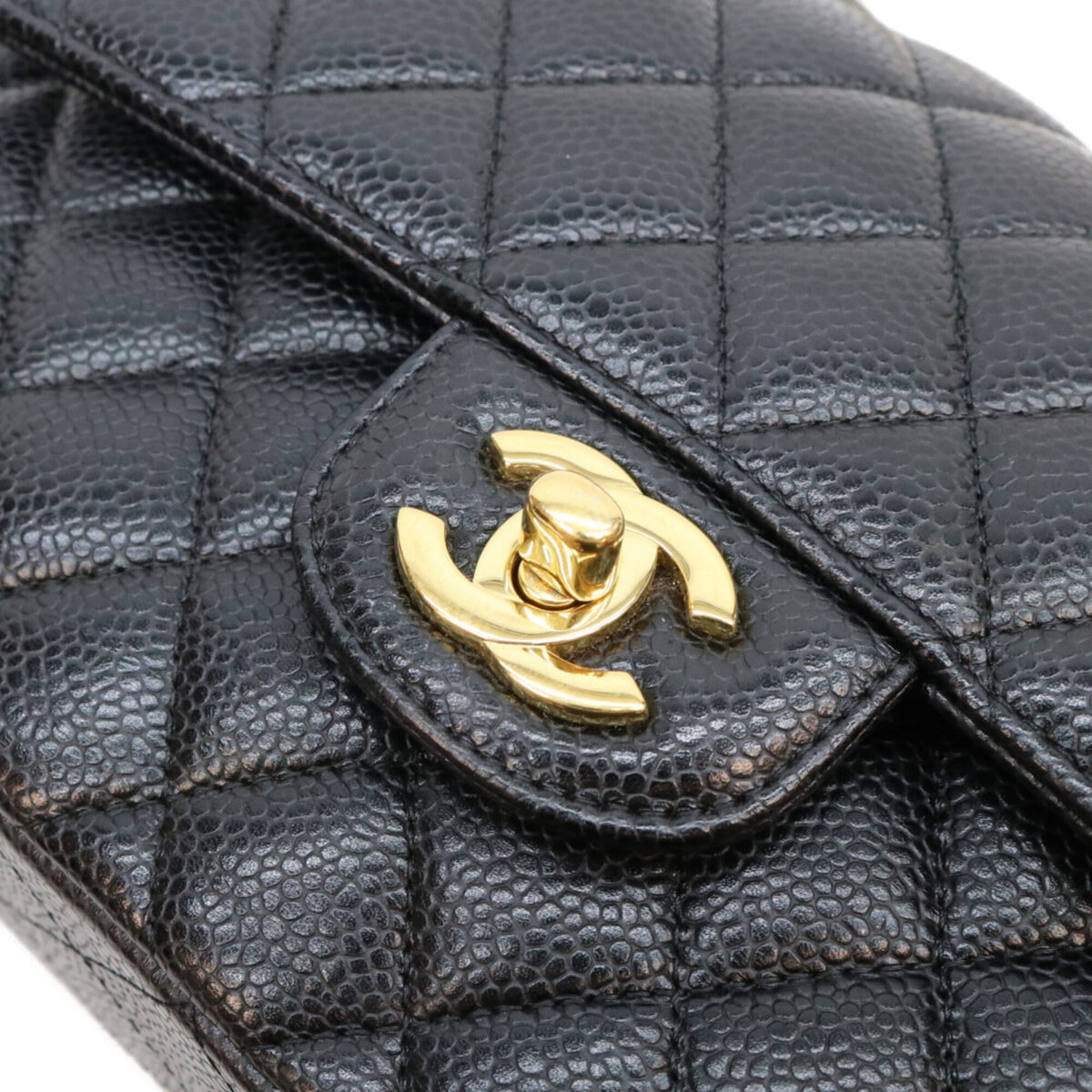 Chanel Black Grained Calfskin Shoulder Bag (Pre-Owned)
