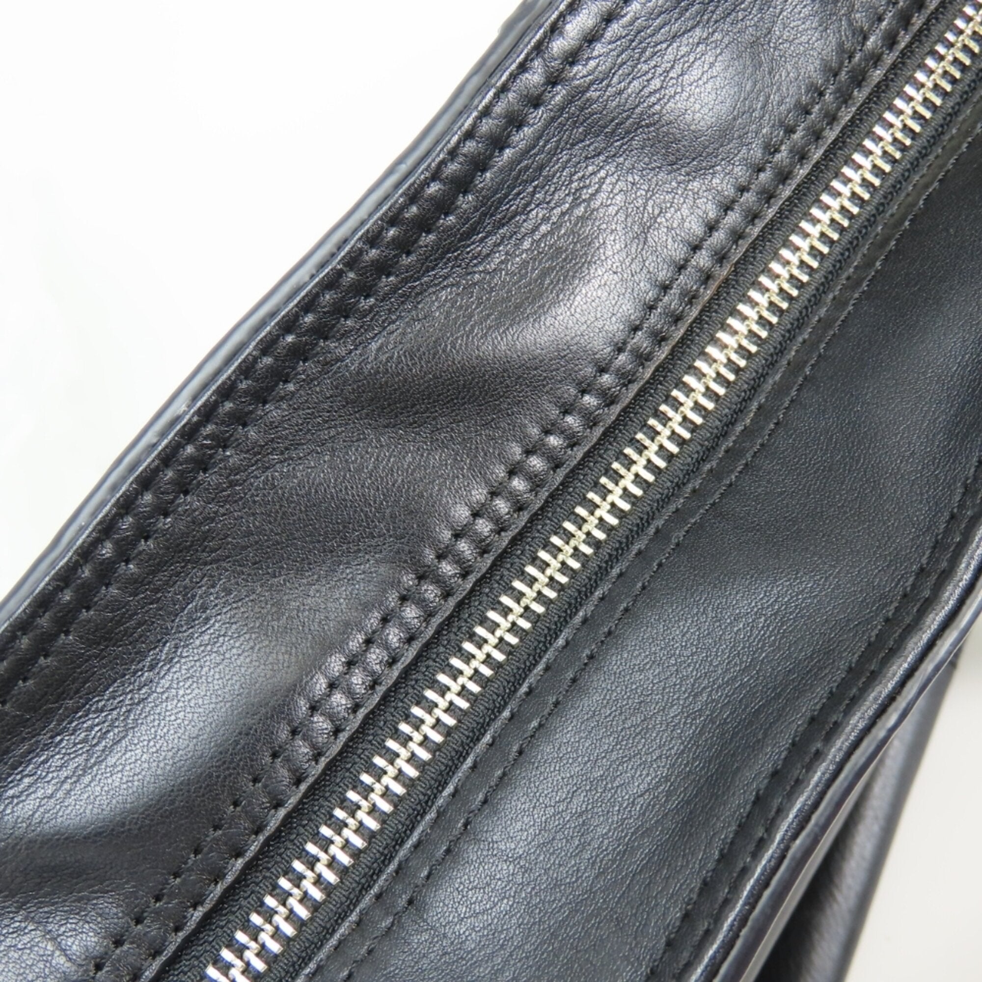 Coach Black Leather Tote Bag (Pre-Owned)