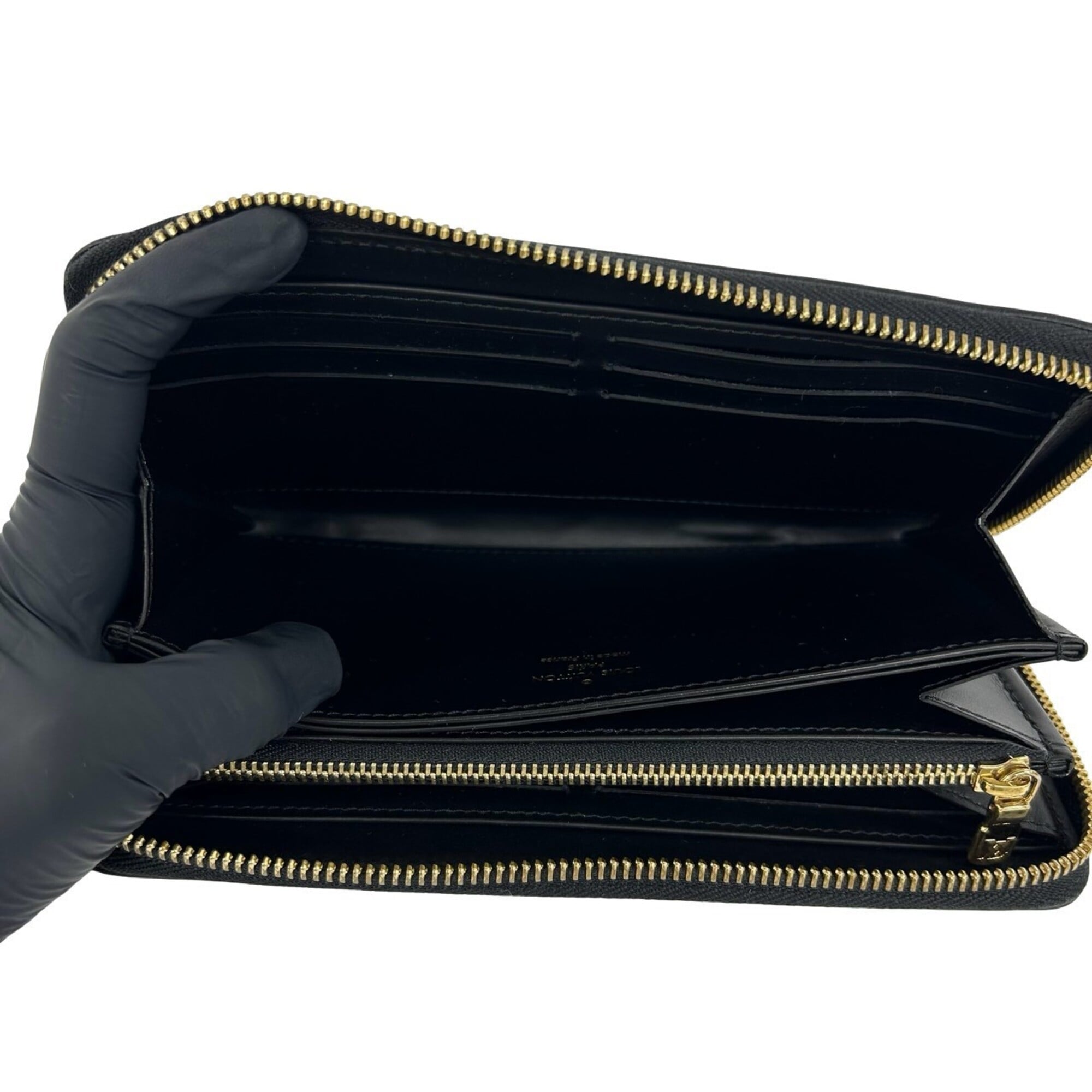 Louis Vuitton Black Leather Long Wallet (Bi-Fold) (Pre-Owned)