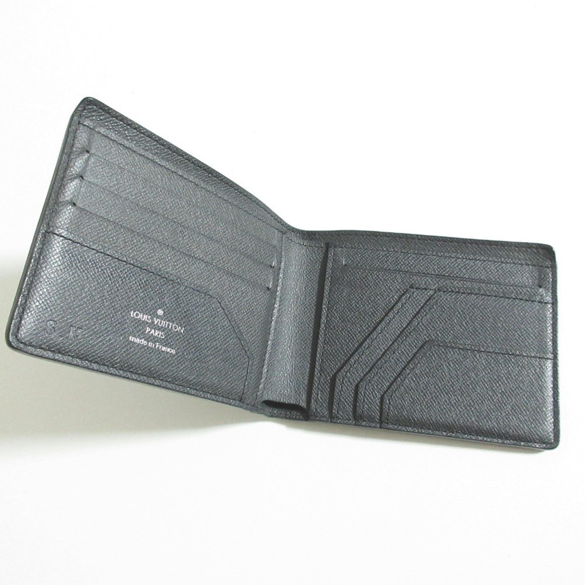 Louis Vuitton Black Wallet (Bi-Fold) (Pre-Owned)