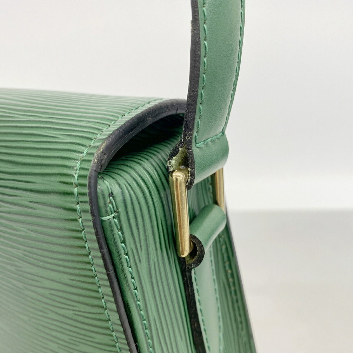 Louis Vuitton Borneo Green Shoulder Bag (Pre-Owned)