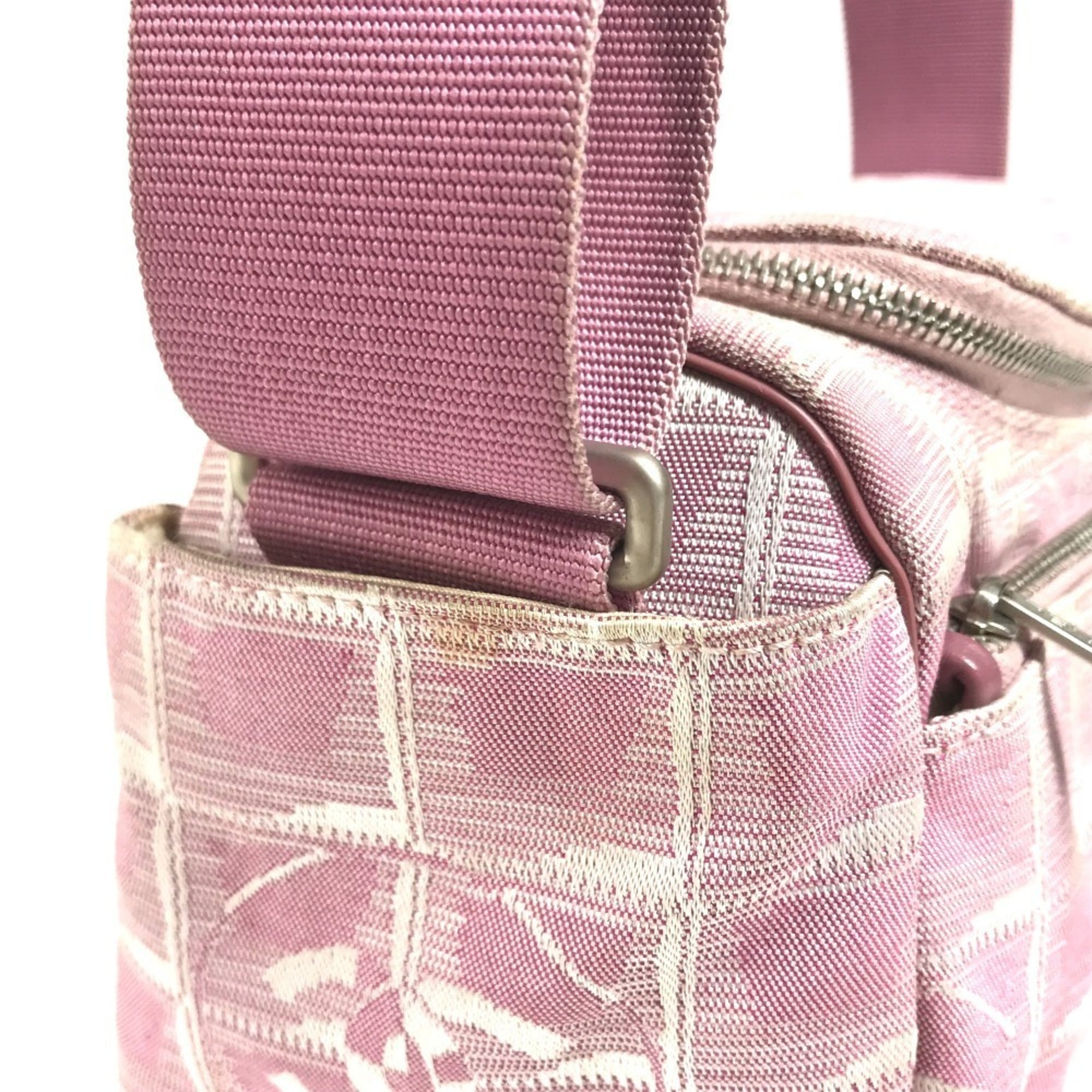 Chanel New Travel Line Pink Nylon Canvas Leather Pochette Shoulder Bag (Pre-Owned)
