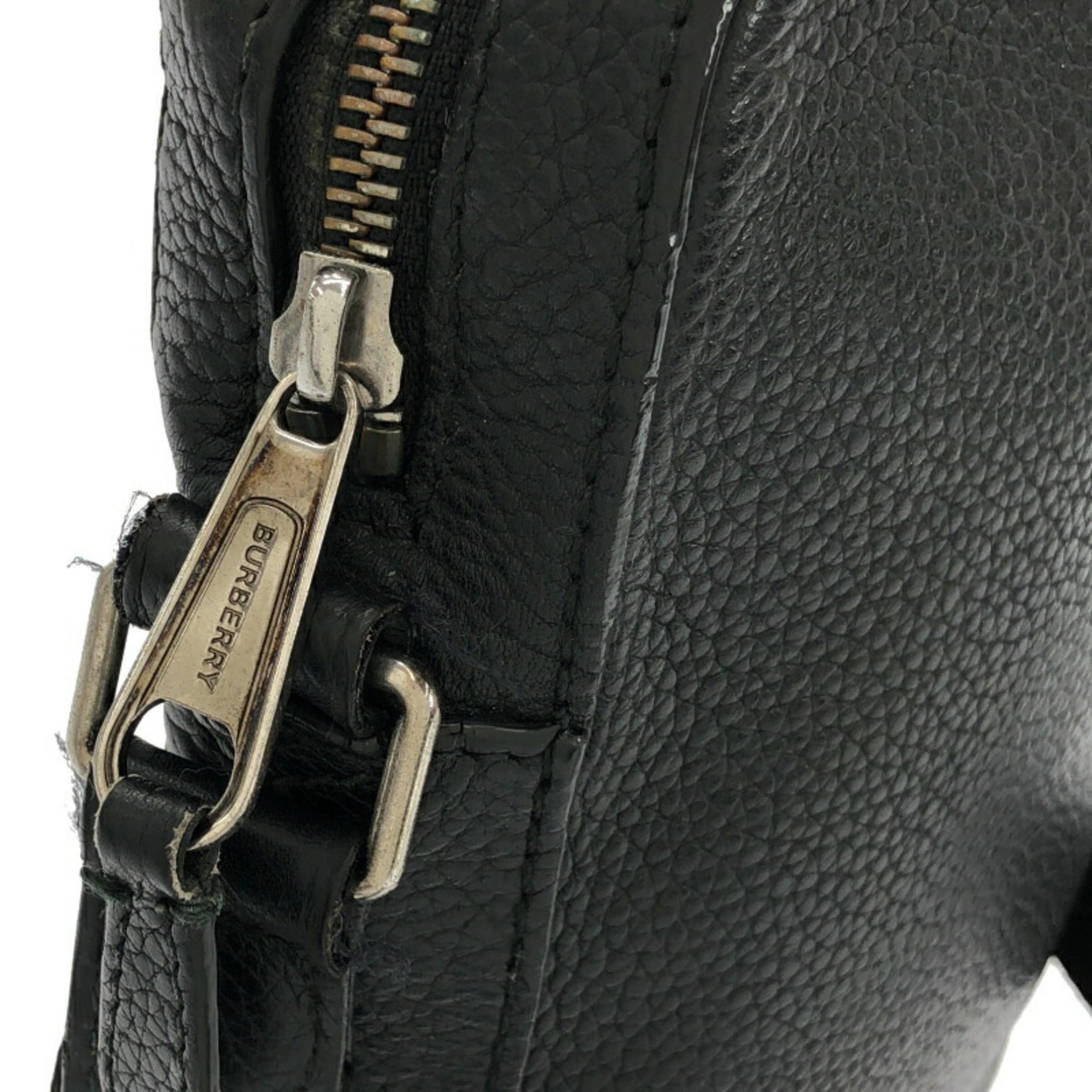 Burberry Black Shoulder Bag (Pre-Owned)