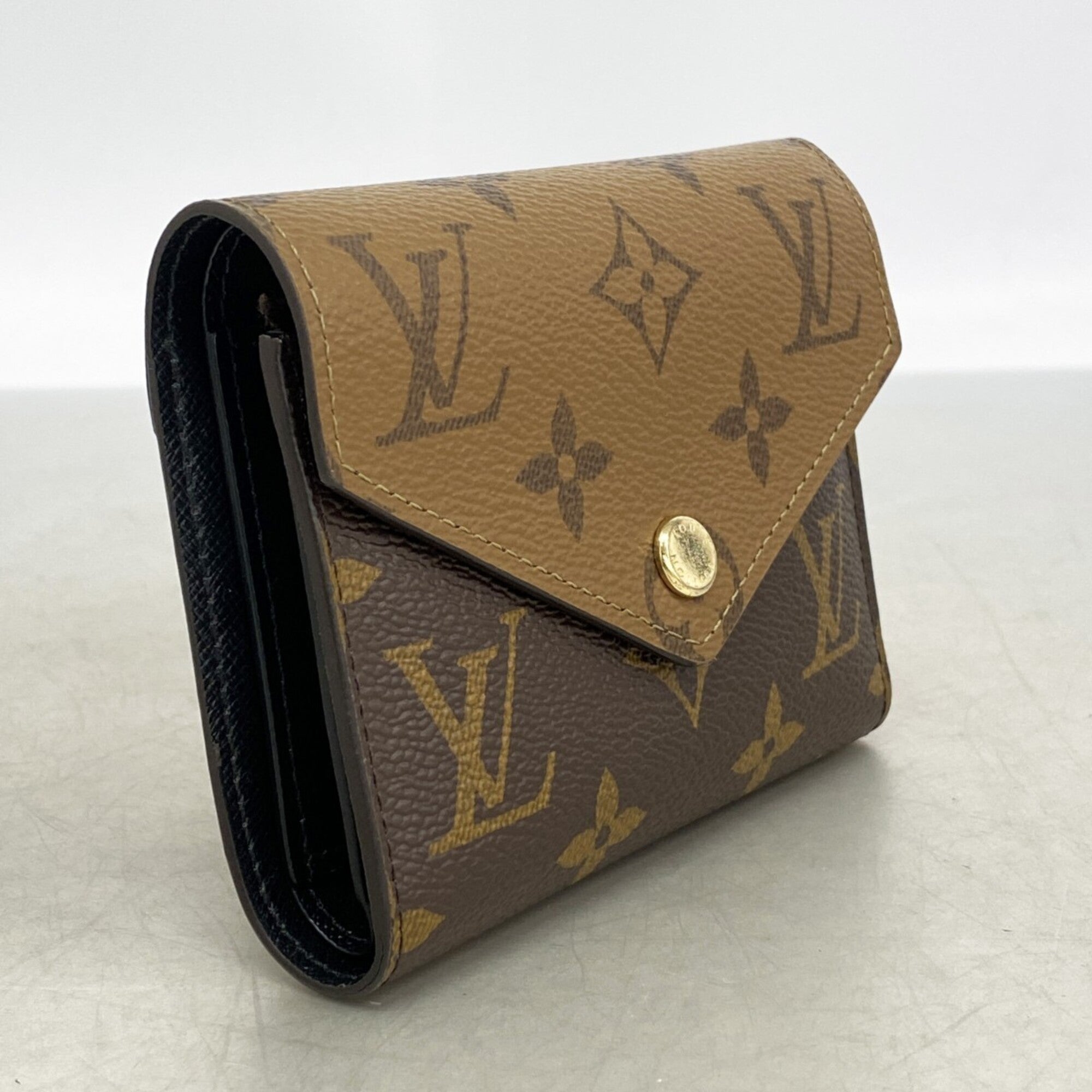Louis Vuitton Brown Wallet (Tri-Fold) (Pre-Owned)