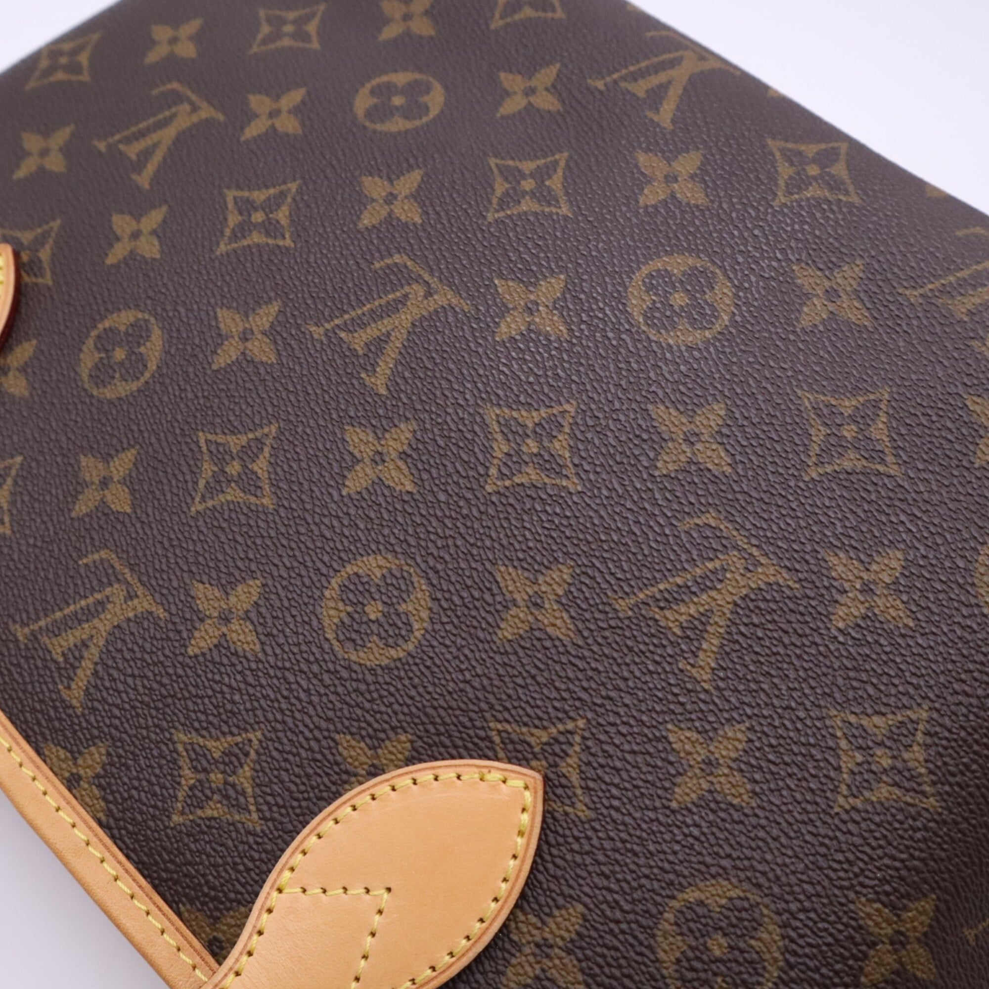 Louis Vuitton Monogram Beige Brown Coated Canvas Leather Handbag (Pre-Owned)