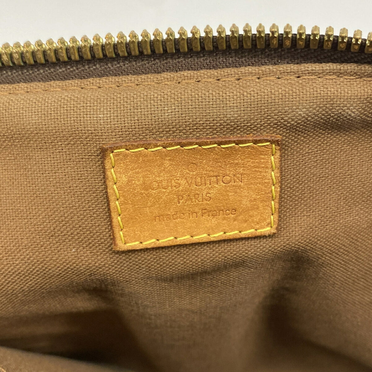 Louis Vuitton Brown Handbag (Pre-Owned)