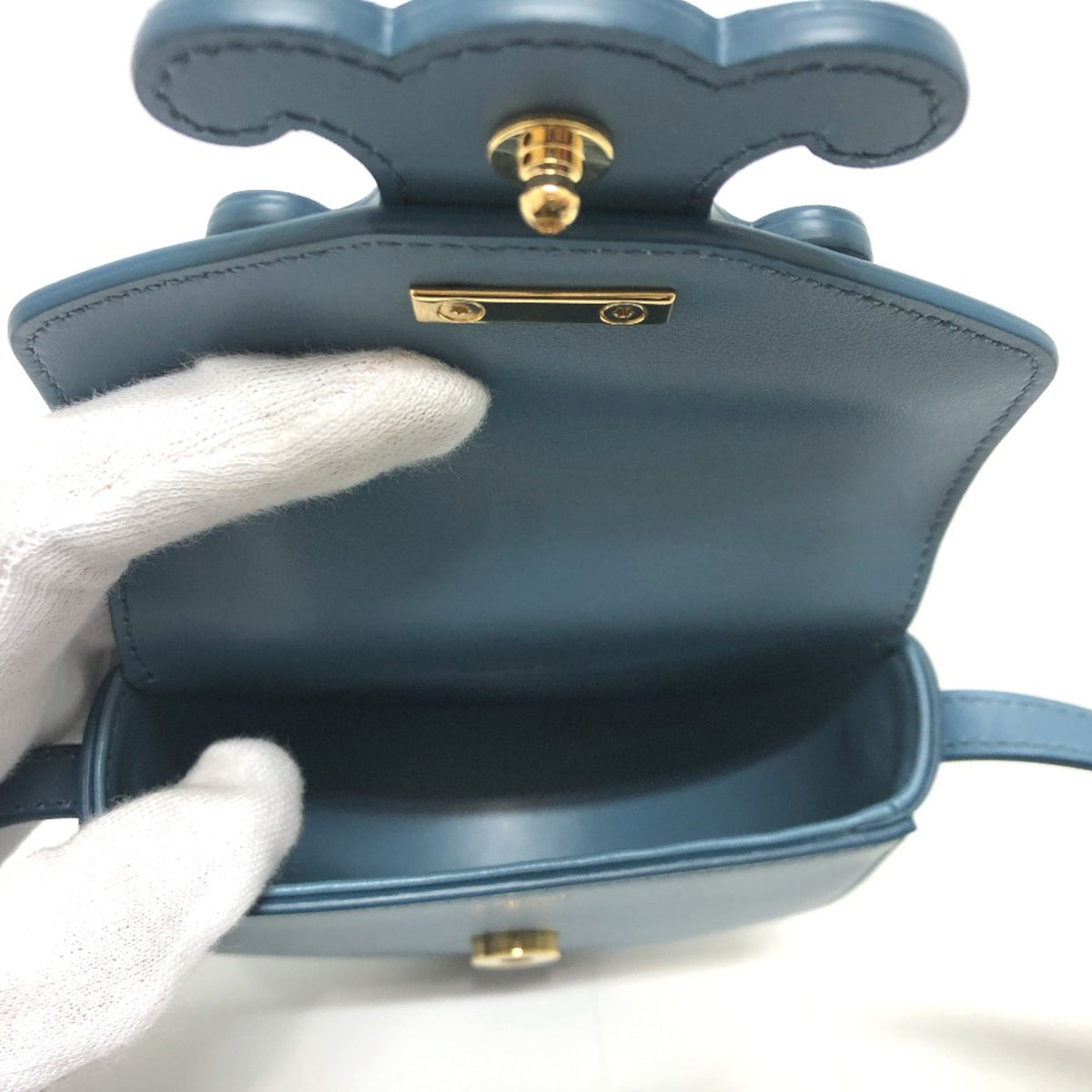 Celine Blue Leather Shoulder Bag (Pre-Owned)